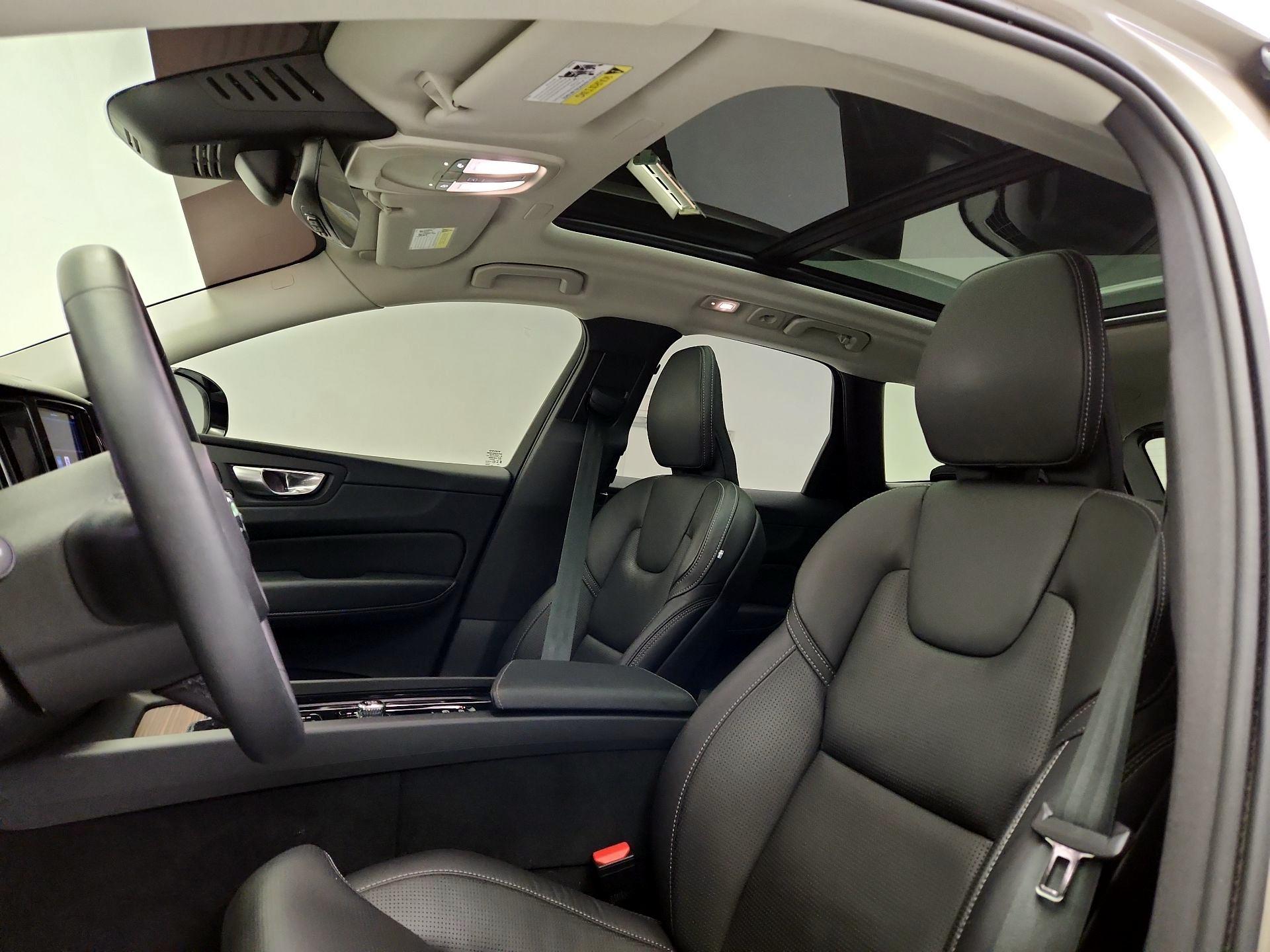 Thumbnail: 2024 Volvo XC60 - 19