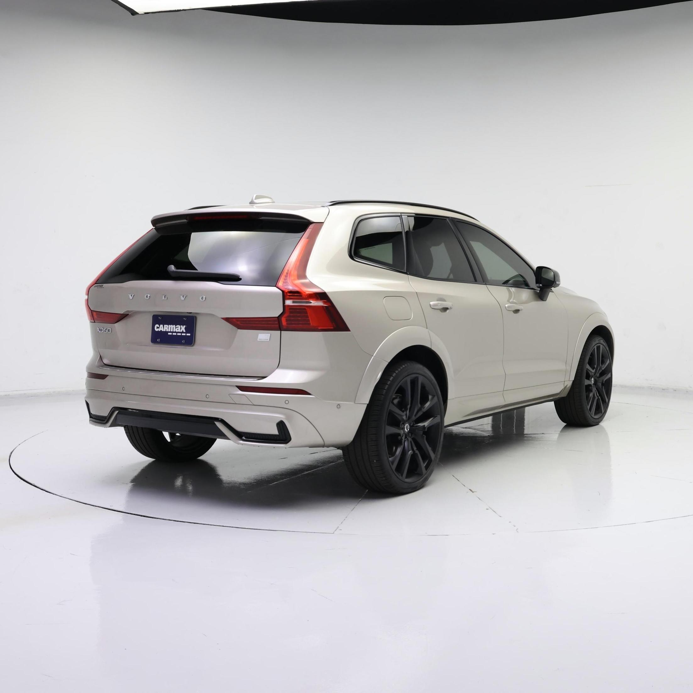Thumbnail: 2024 Volvo XC60 - 8
