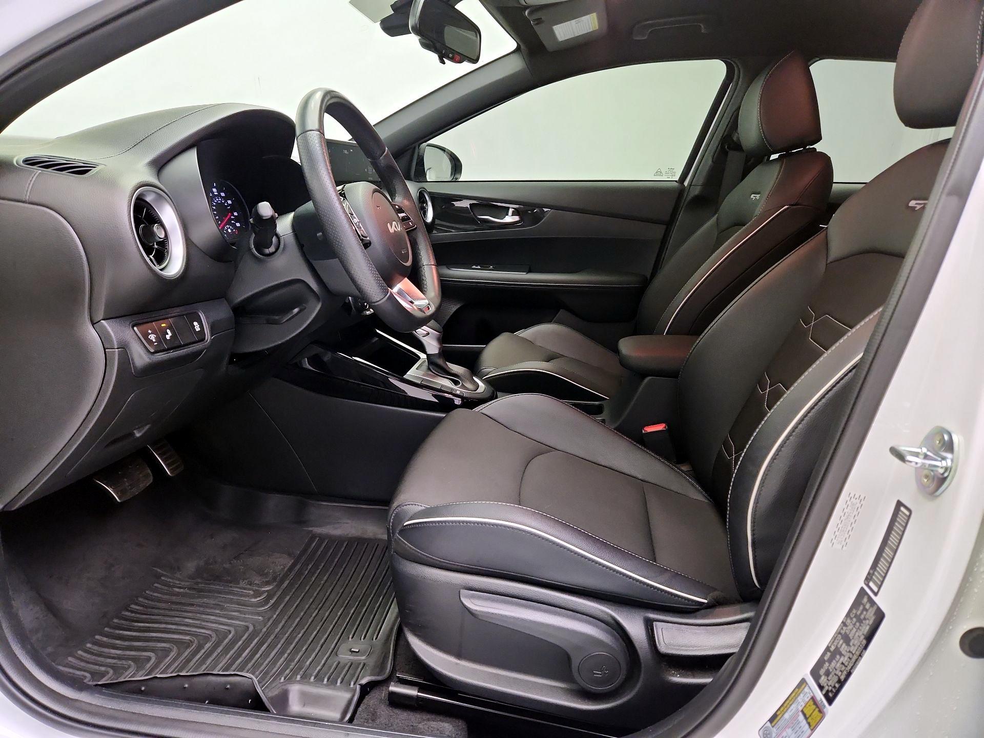 Thumbnail: 2024 Kia Forte - 11