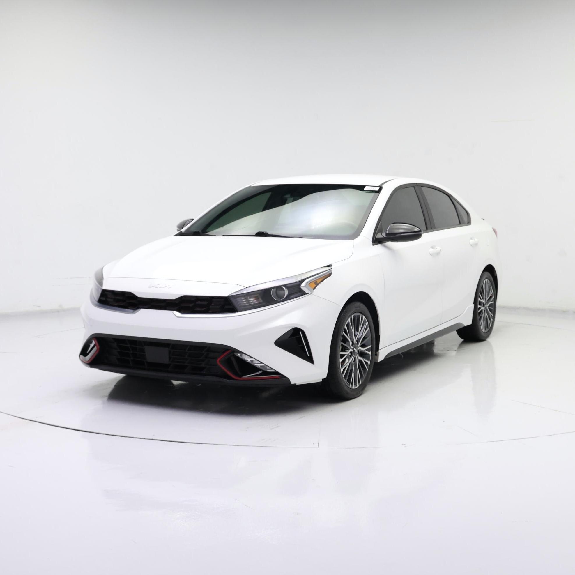 Thumbnail: 2024 Kia Forte - 4