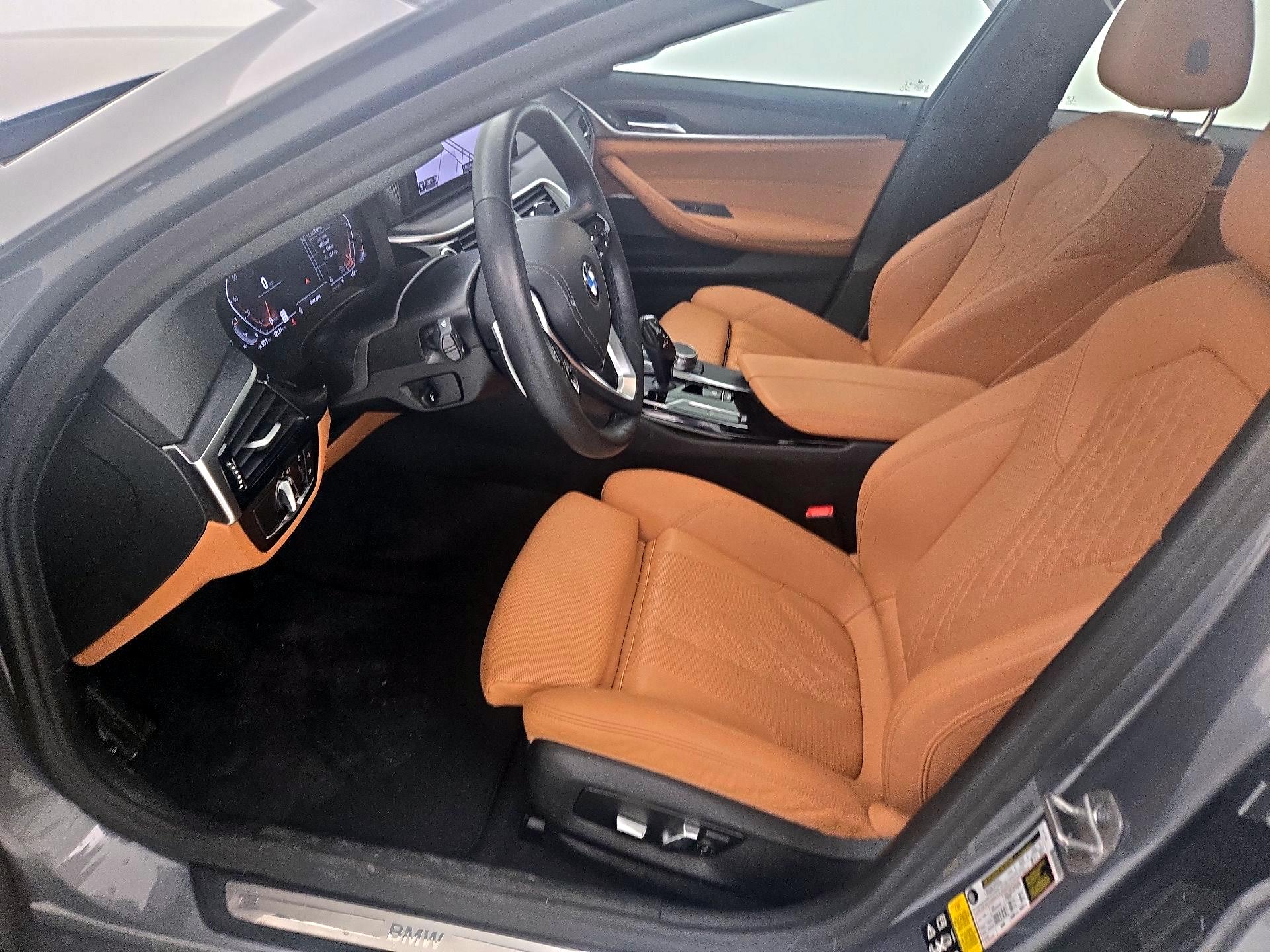 Thumbnail: 2023 BMW 5 Series - 11