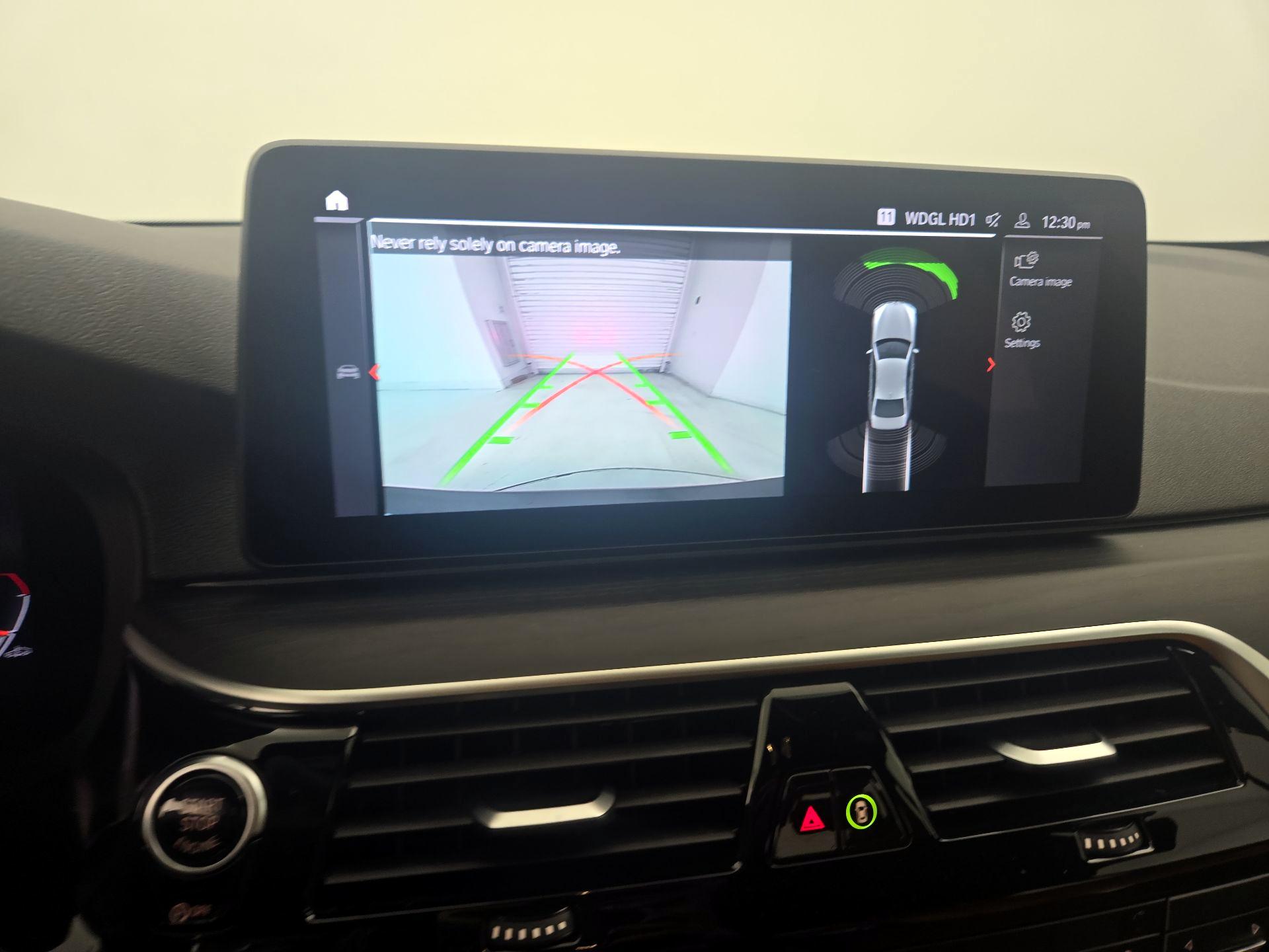 Thumbnail: 2023 BMW 5 Series - 15