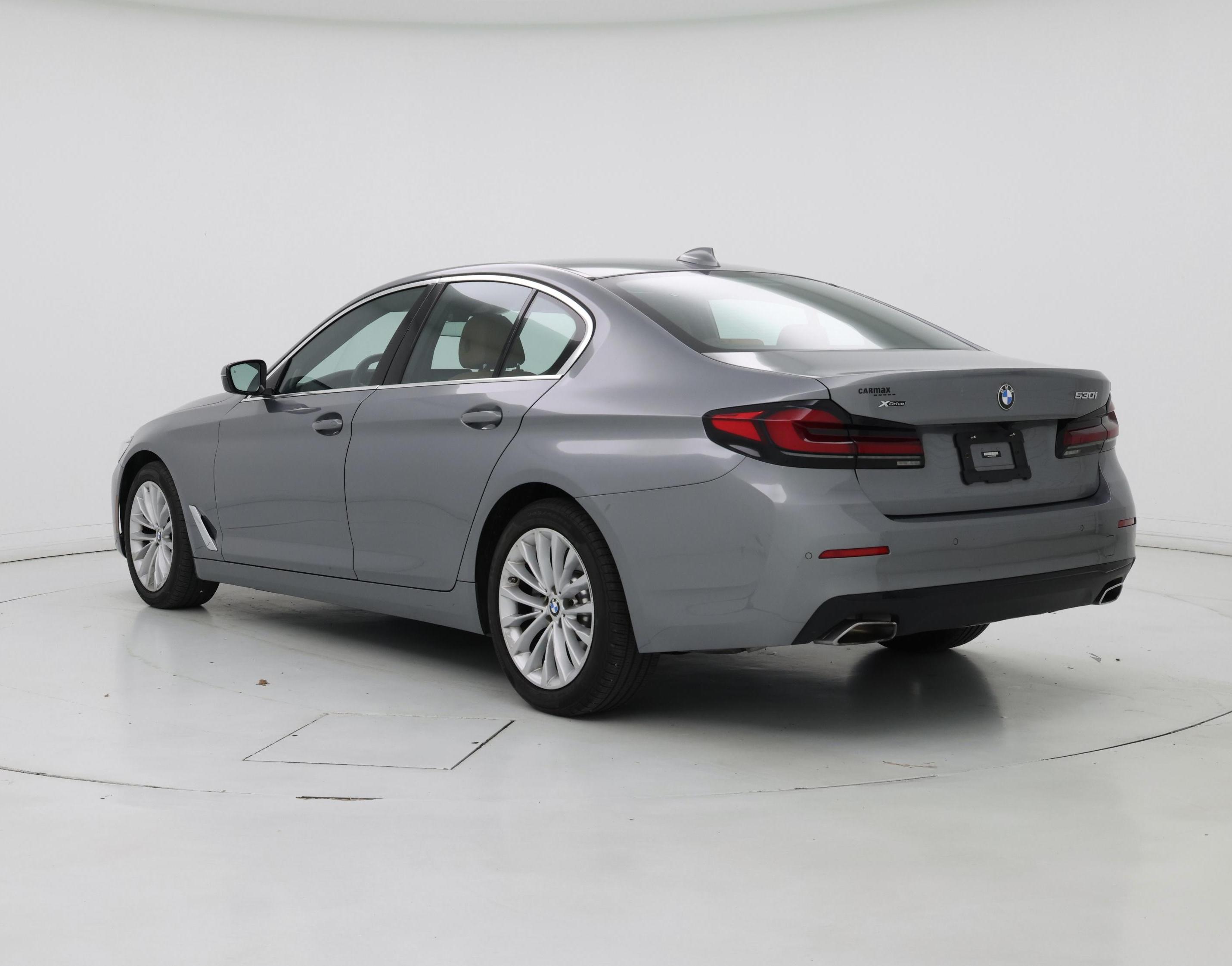 Thumbnail: 2023 BMW 5 Series - 2