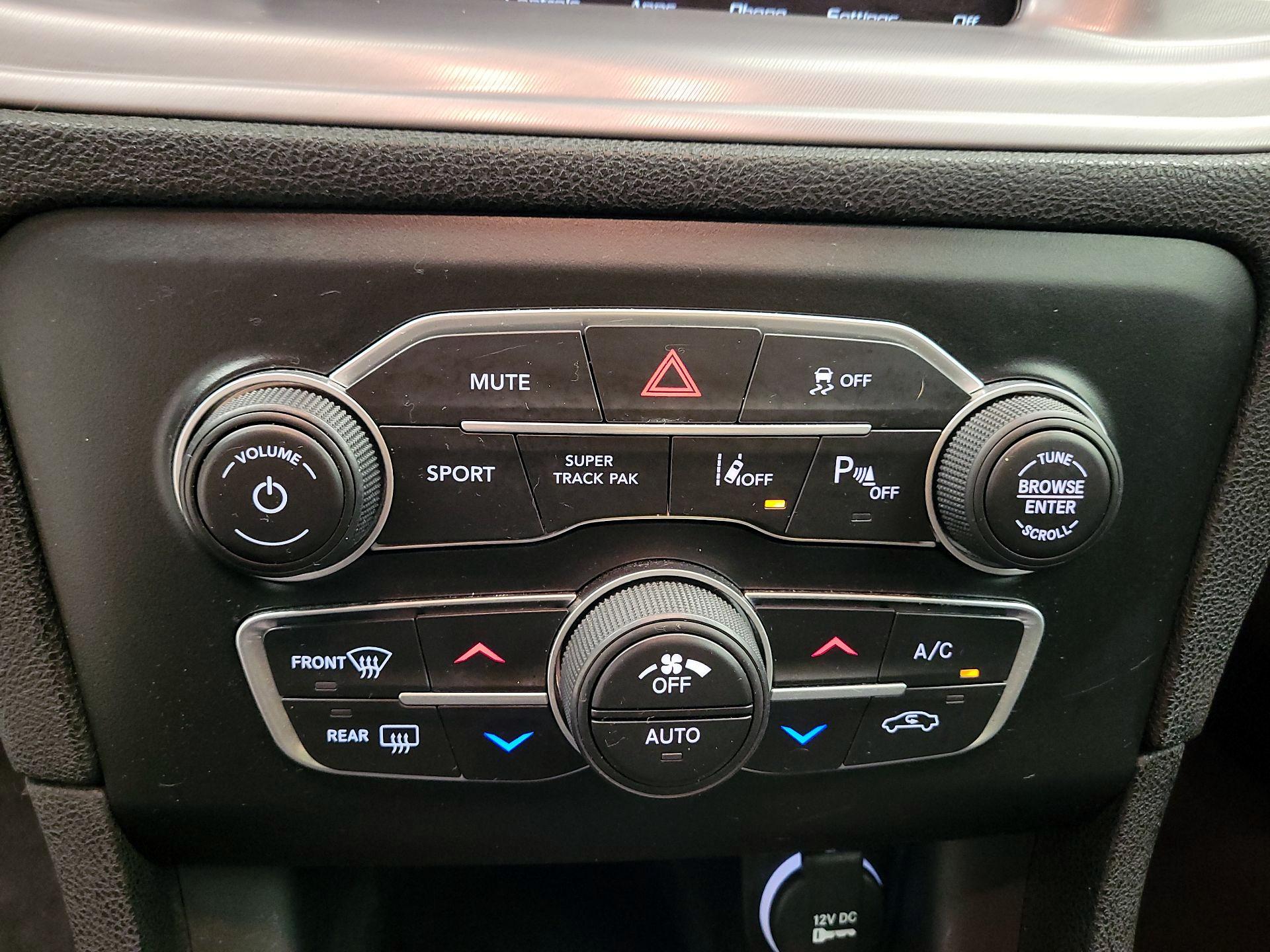 Thumbnail: 2023 Dodge Charger - 14