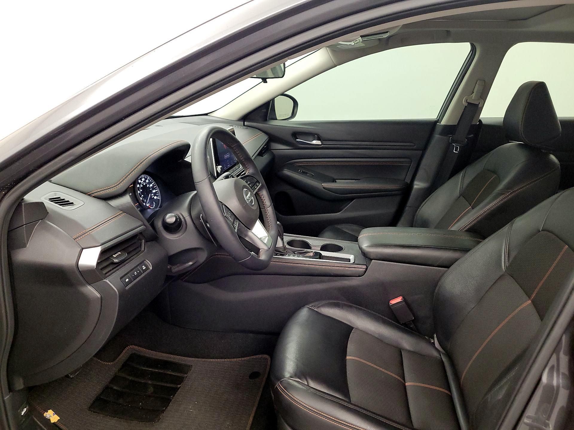 Thumbnail: 2021 Nissan Altima - 11