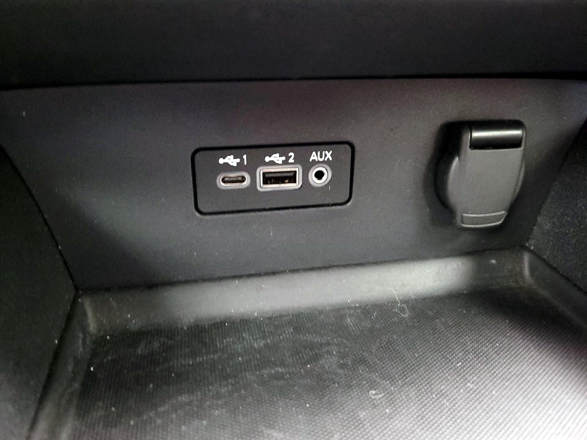 Thumbnail: 2021 Nissan Altima - 16