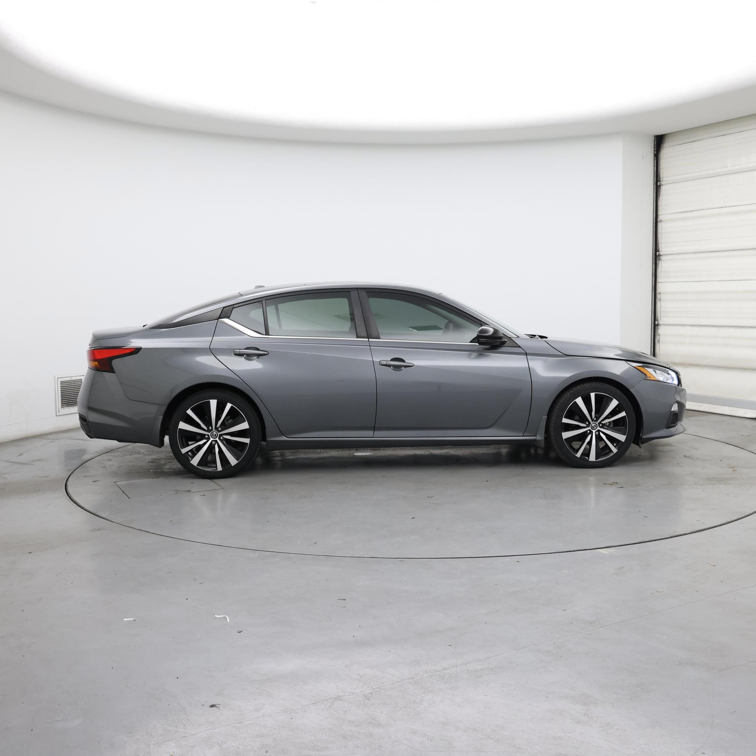 Thumbnail: 2021 Nissan Altima - 7