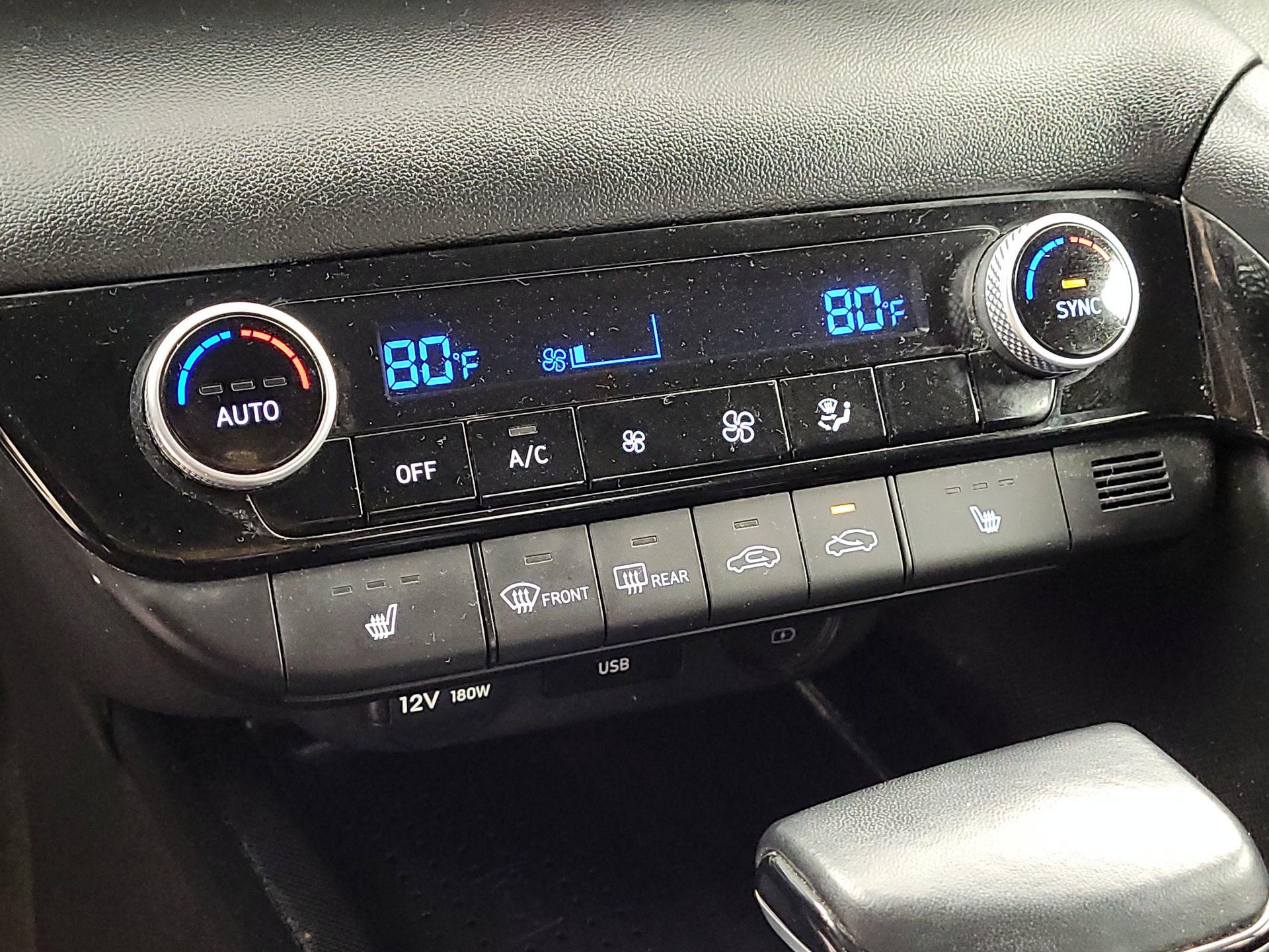 Thumbnail: 2022 Hyundai Elantra - 16