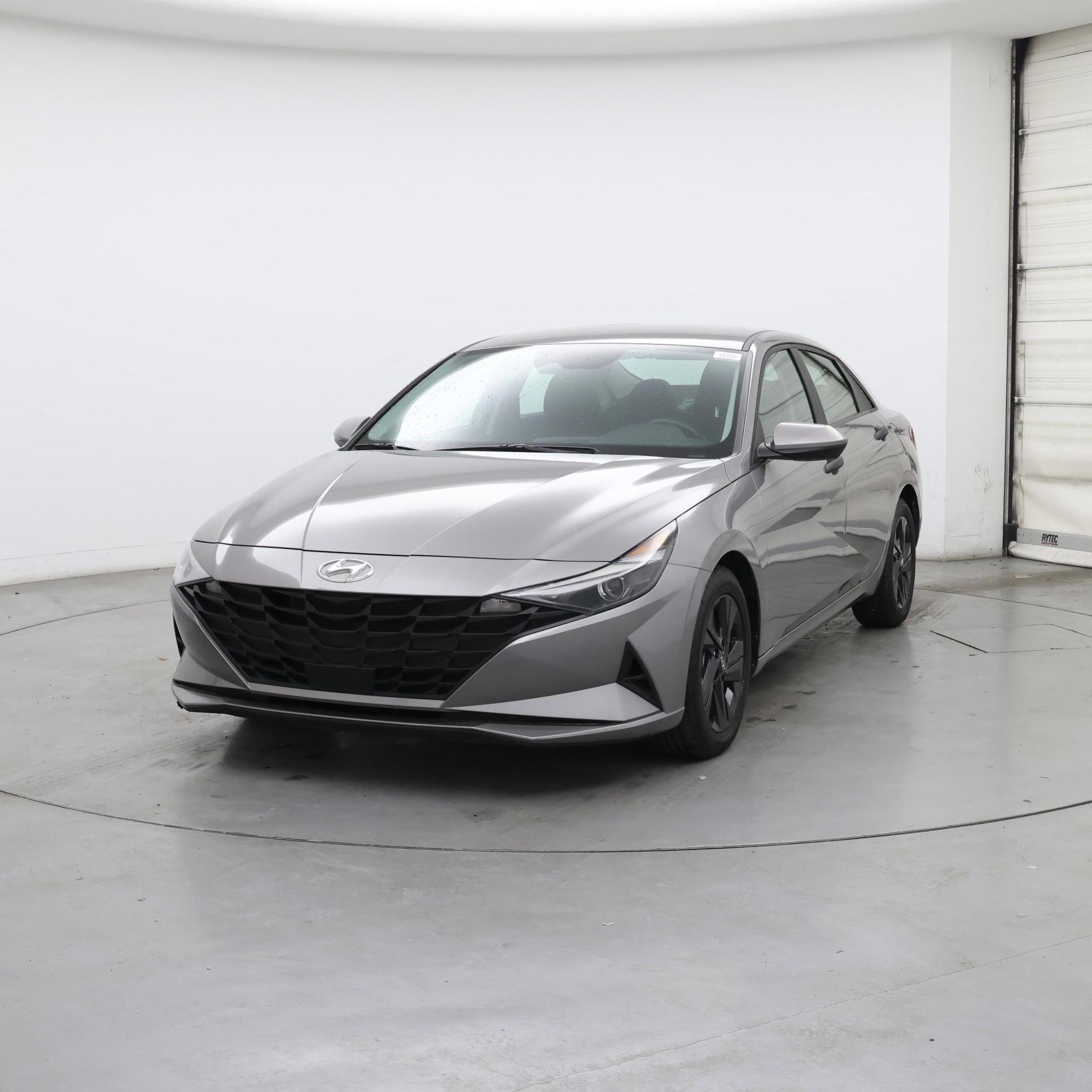 Thumbnail: 2022 Hyundai Elantra - 4