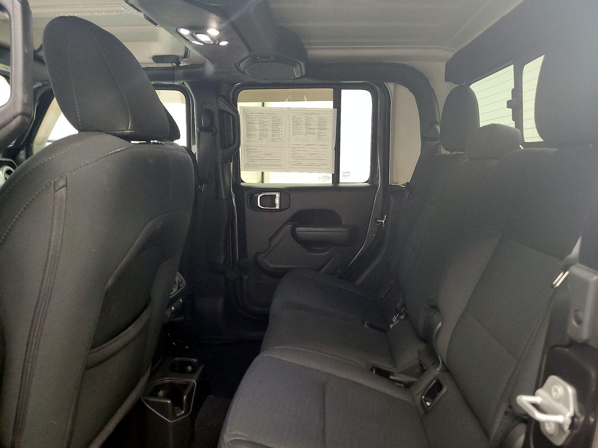 Thumbnail: 2022 Jeep Gladiator - 19