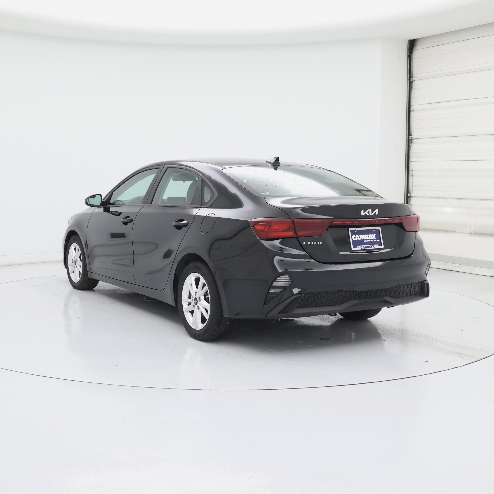 Thumbnail: 2023 Kia Forte - 2