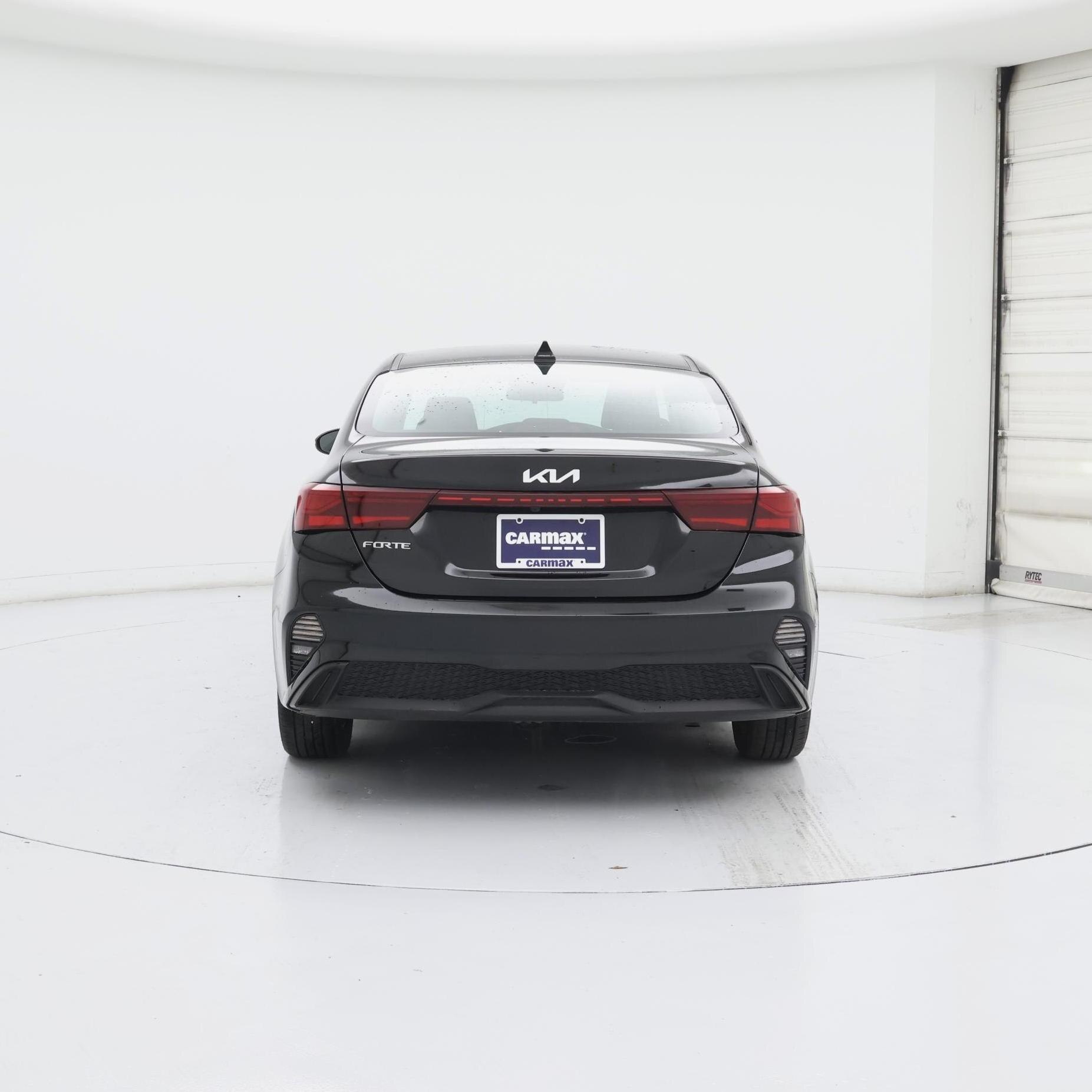 Thumbnail: 2023 Kia Forte - 6