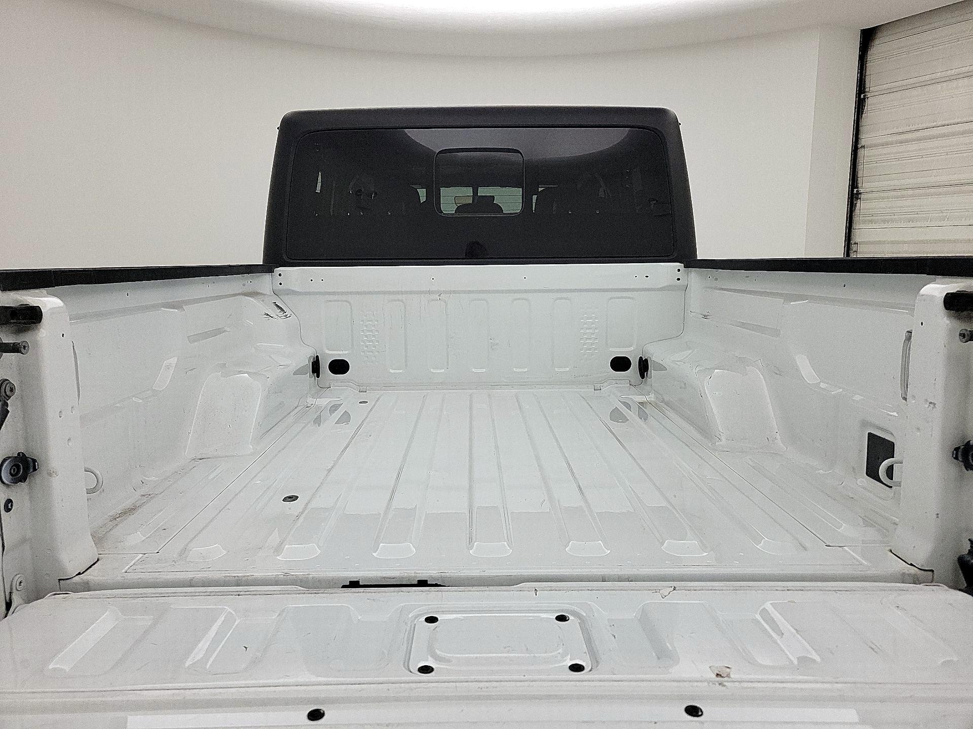 Thumbnail: 2022 Jeep Gladiator - 20