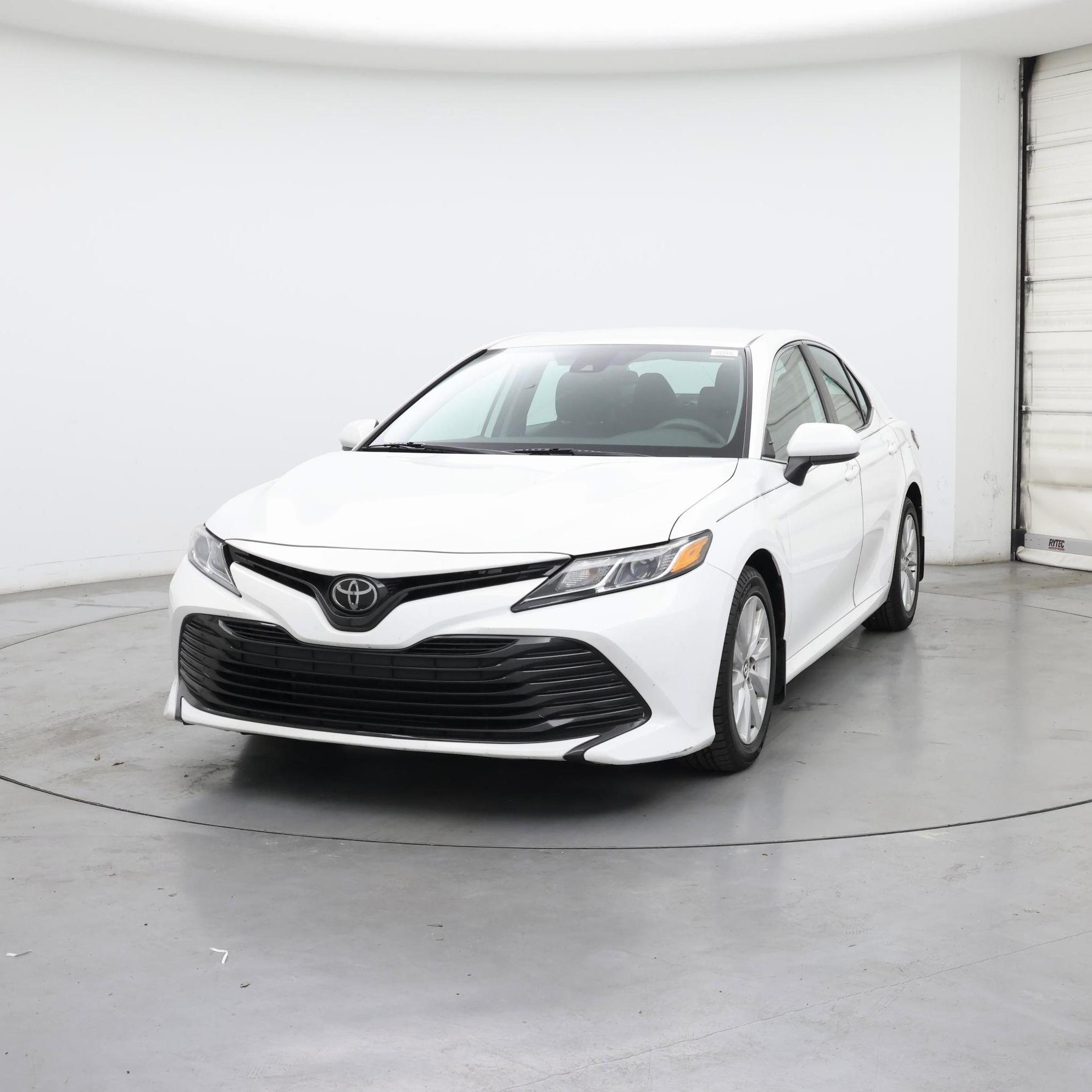 Thumbnail: 2020 Toyota Camry - 4