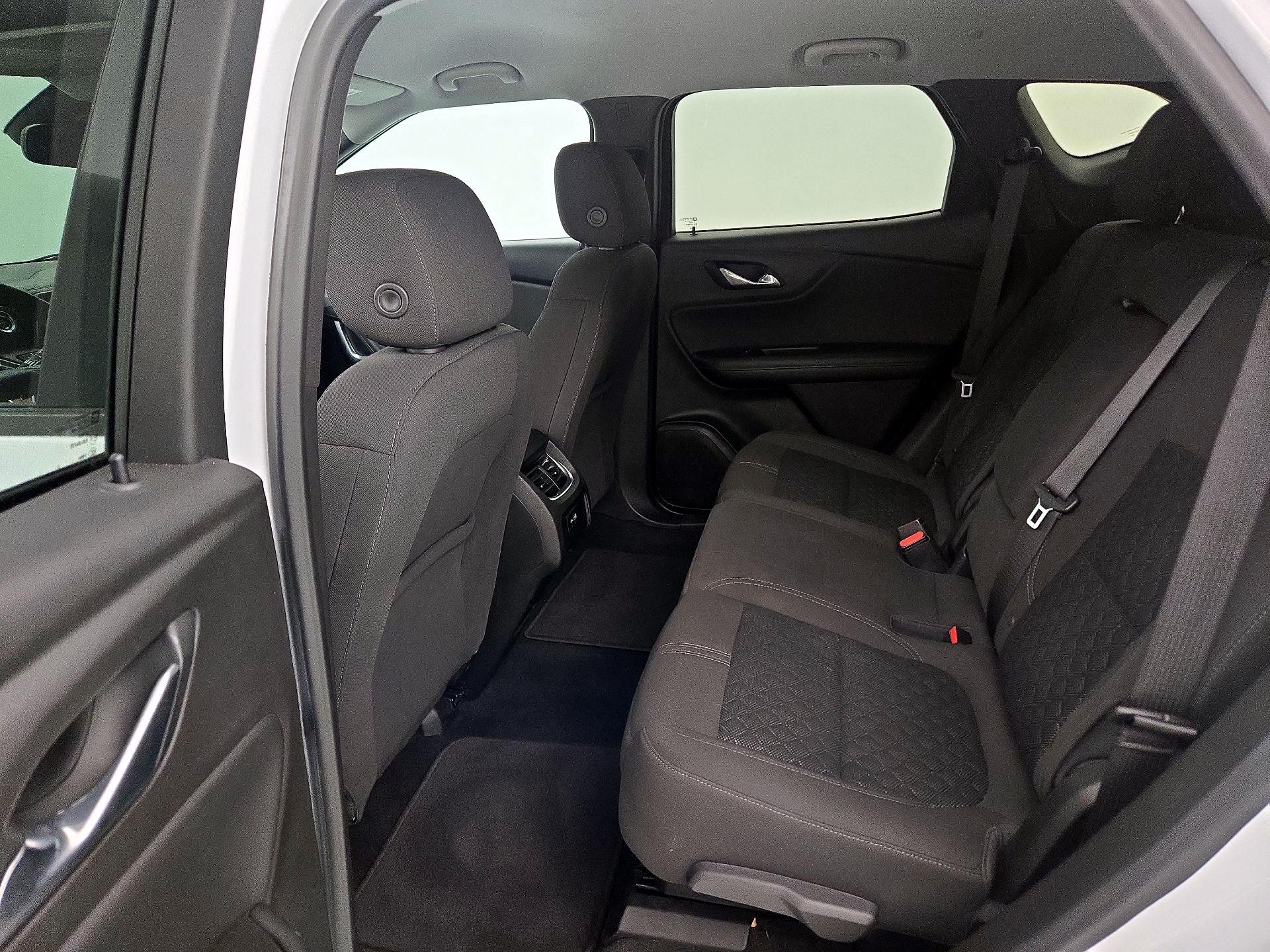 Thumbnail: 2021 Chevrolet Blazer - 19