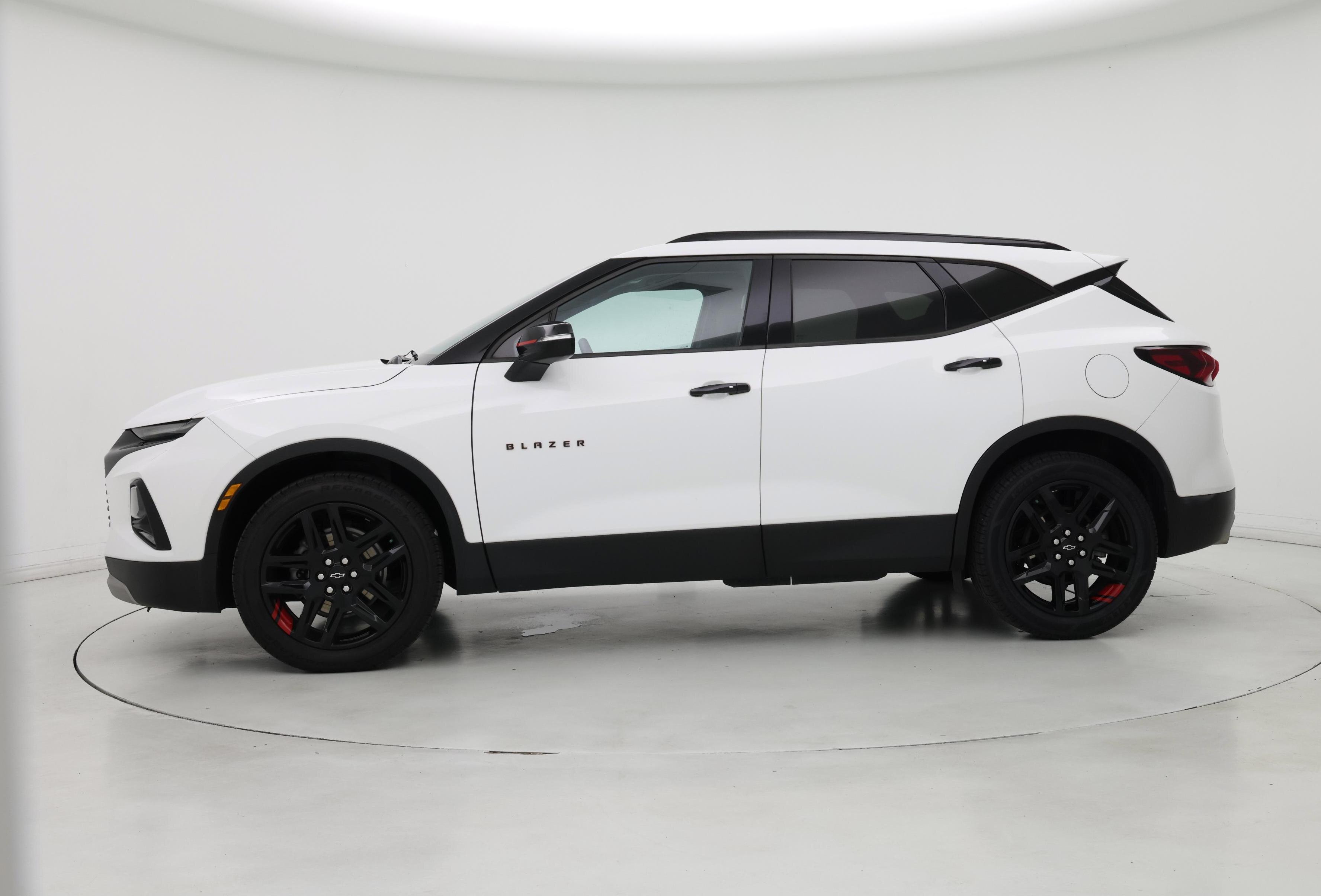 Thumbnail: 2021 Chevrolet Blazer - 3