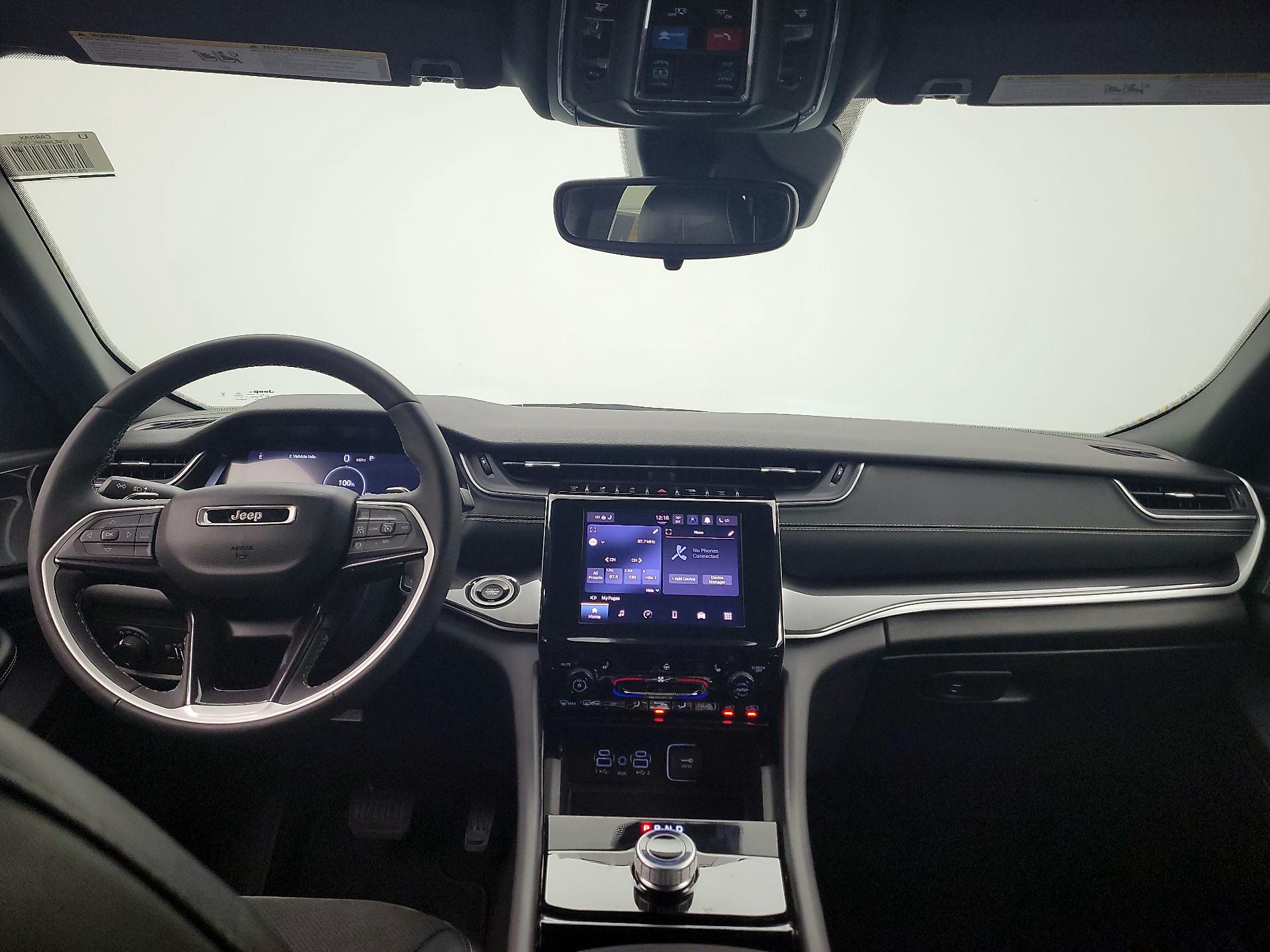 Thumbnail: 2023 Jeep Grand Cherokee - 9