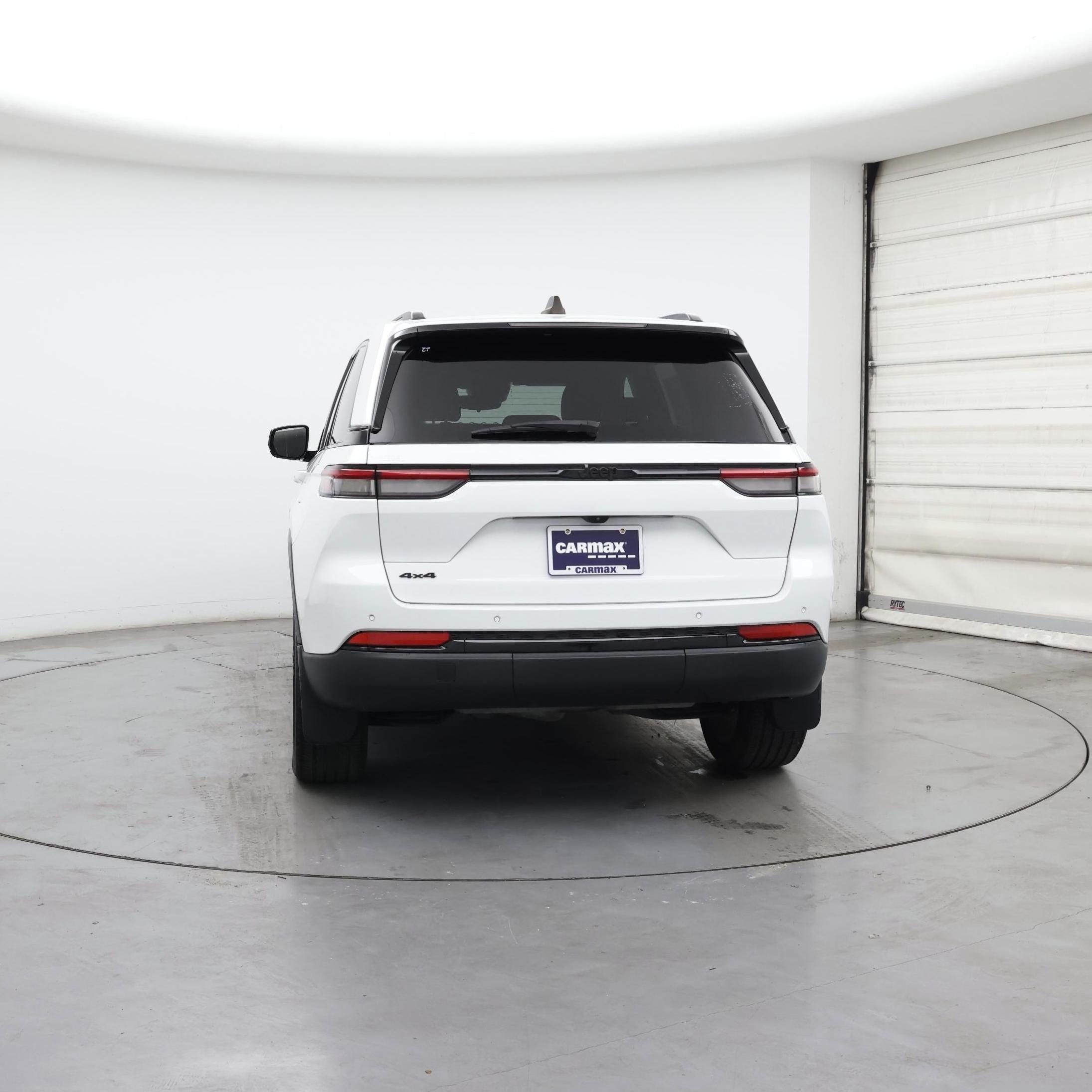 Thumbnail: 2023 Jeep Grand Cherokee - 6