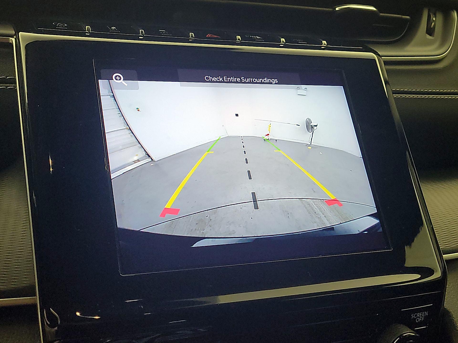 Thumbnail: 2023 Jeep Grand Cherokee - 14