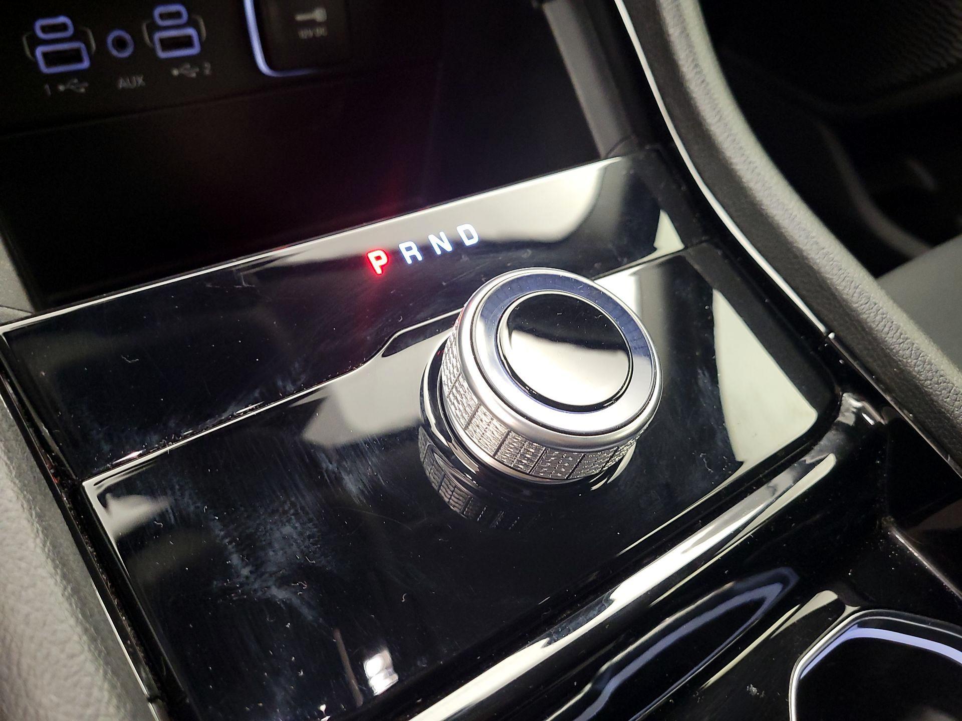 Thumbnail: 2023 Jeep Grand Cherokee - 17