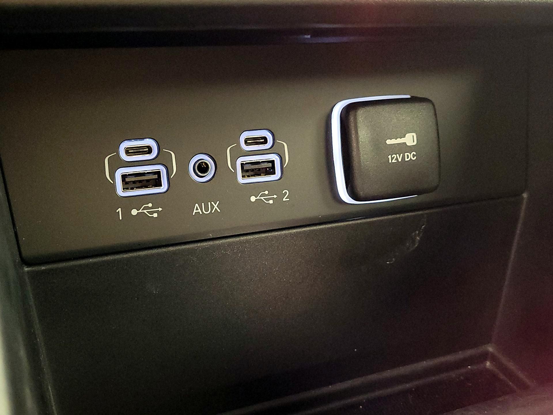 Thumbnail: 2023 Jeep Grand Cherokee - 18