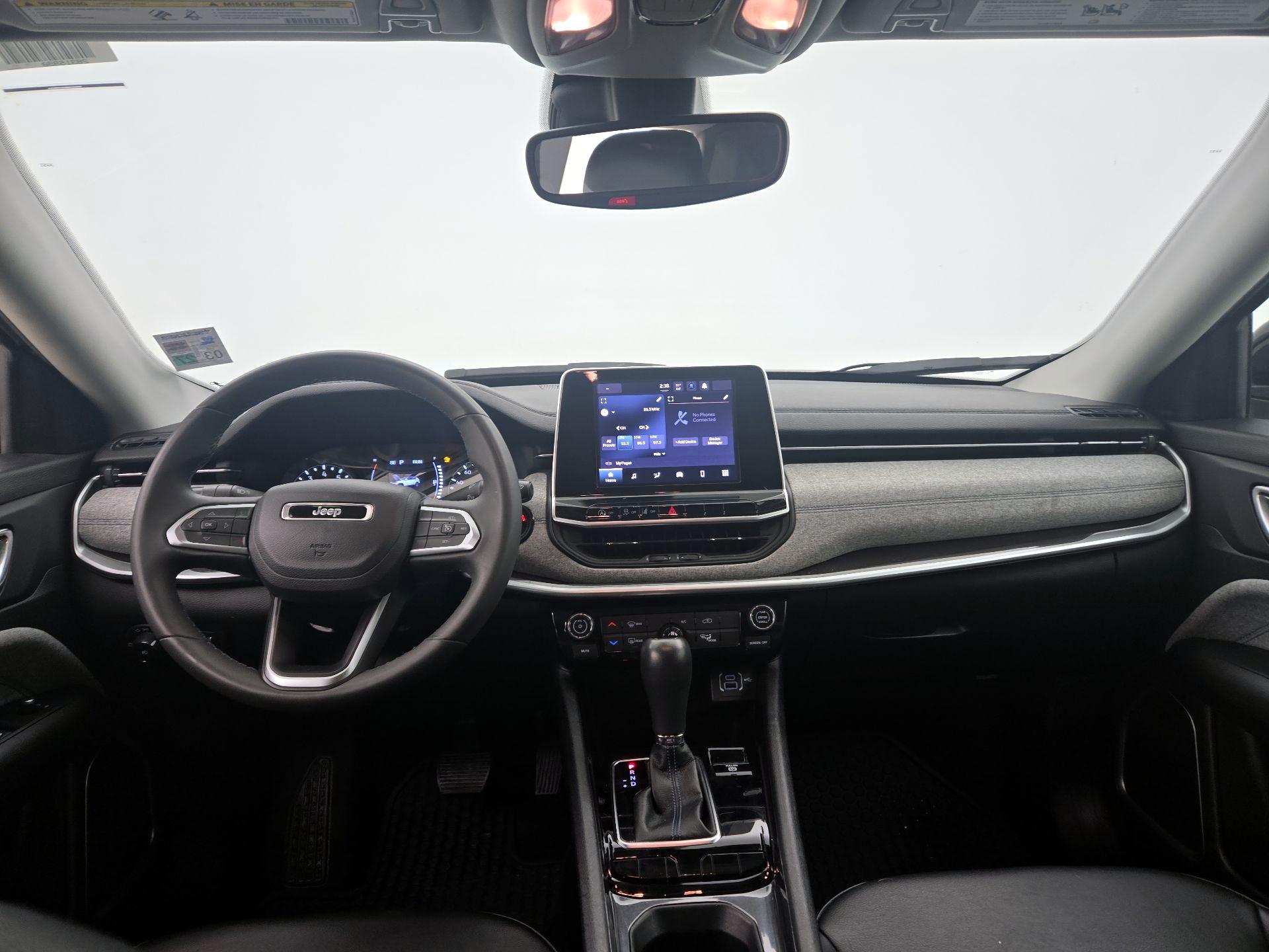 Thumbnail: 2022 Jeep Compass - 9