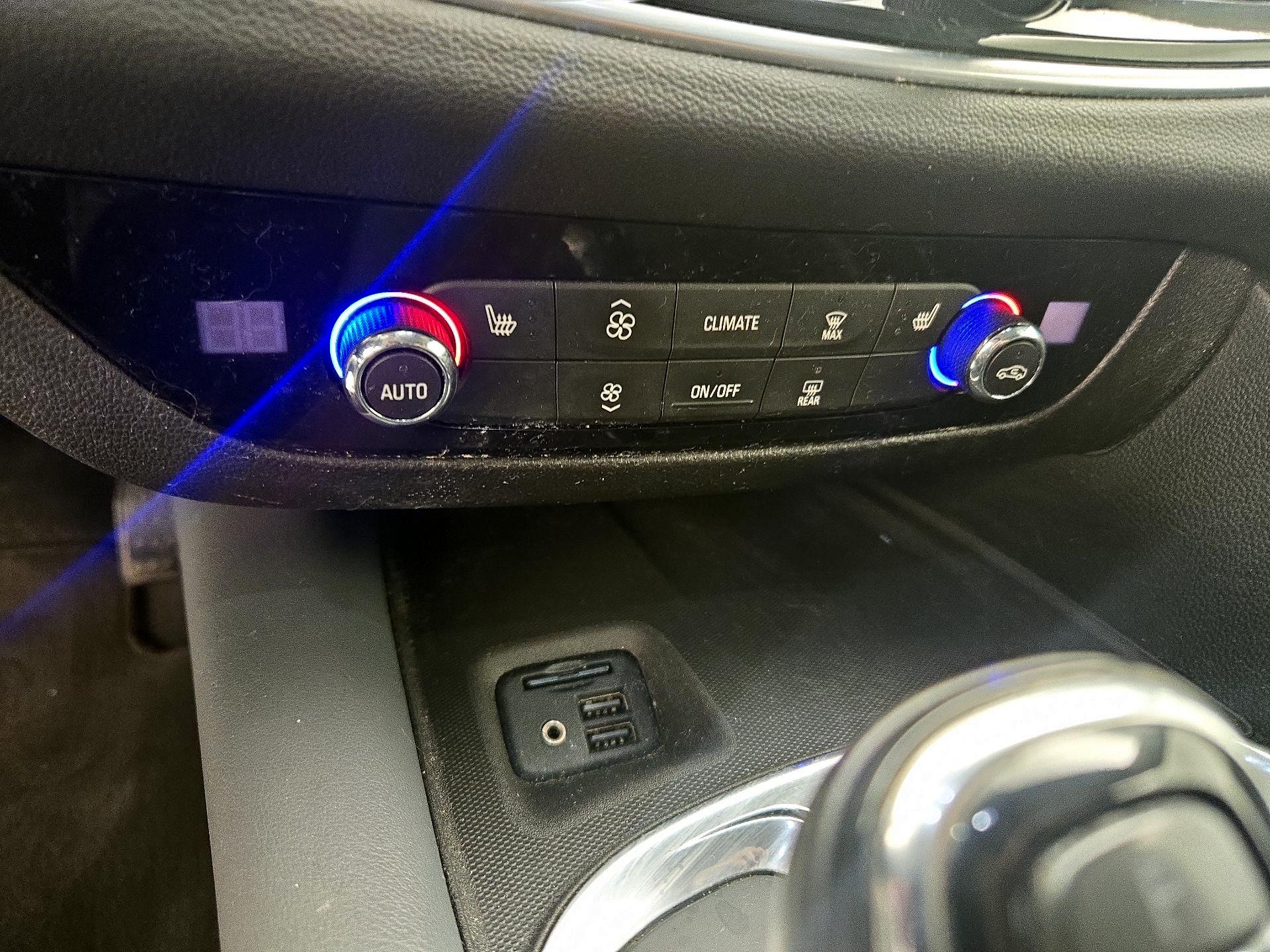 Thumbnail: 2021 Buick Enclave - 17