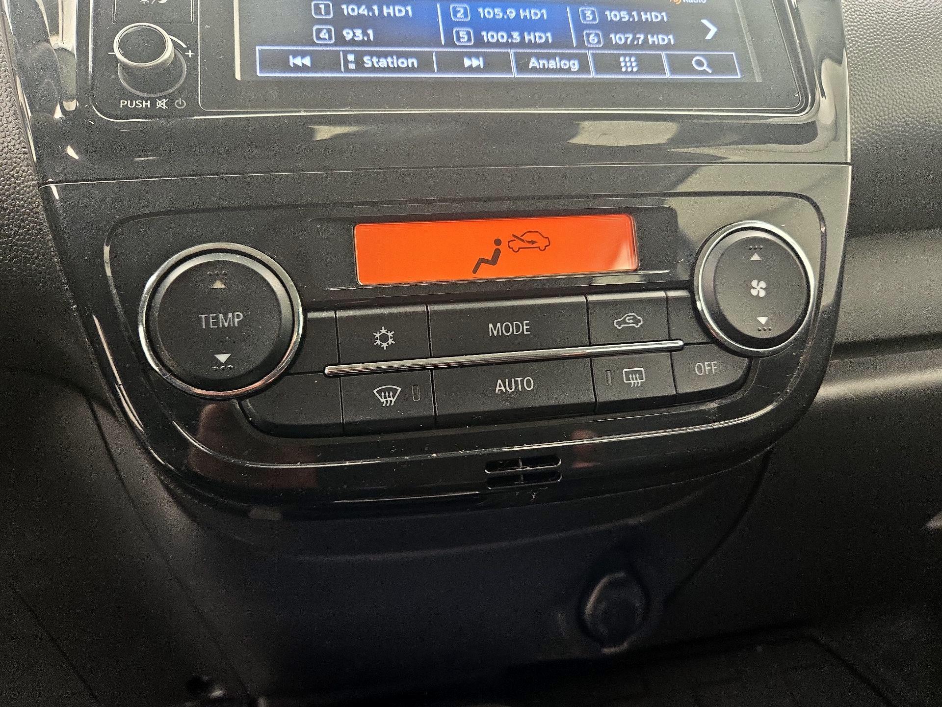 Thumbnail: 2023 Mitsubishi Mirage - 16