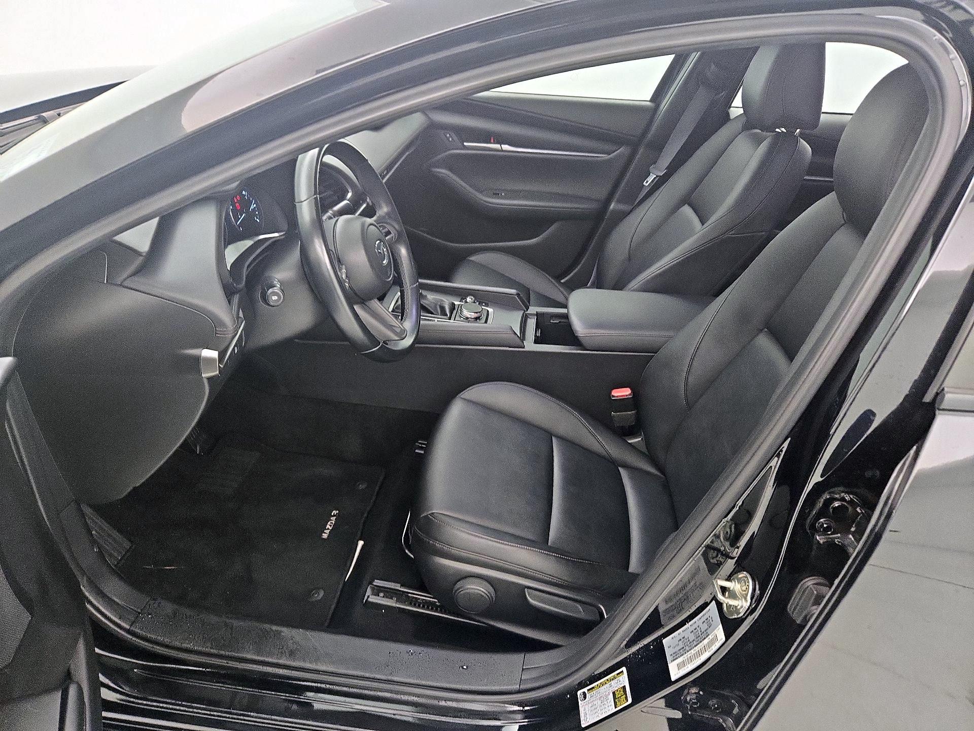 Thumbnail: 2021 Mazda Mazda3 - 11