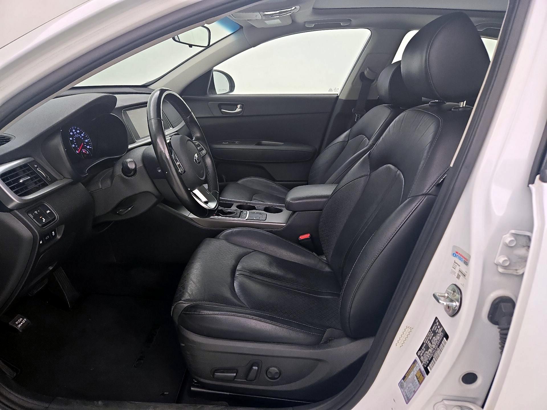 Thumbnail: 2020 Kia Optima - 11