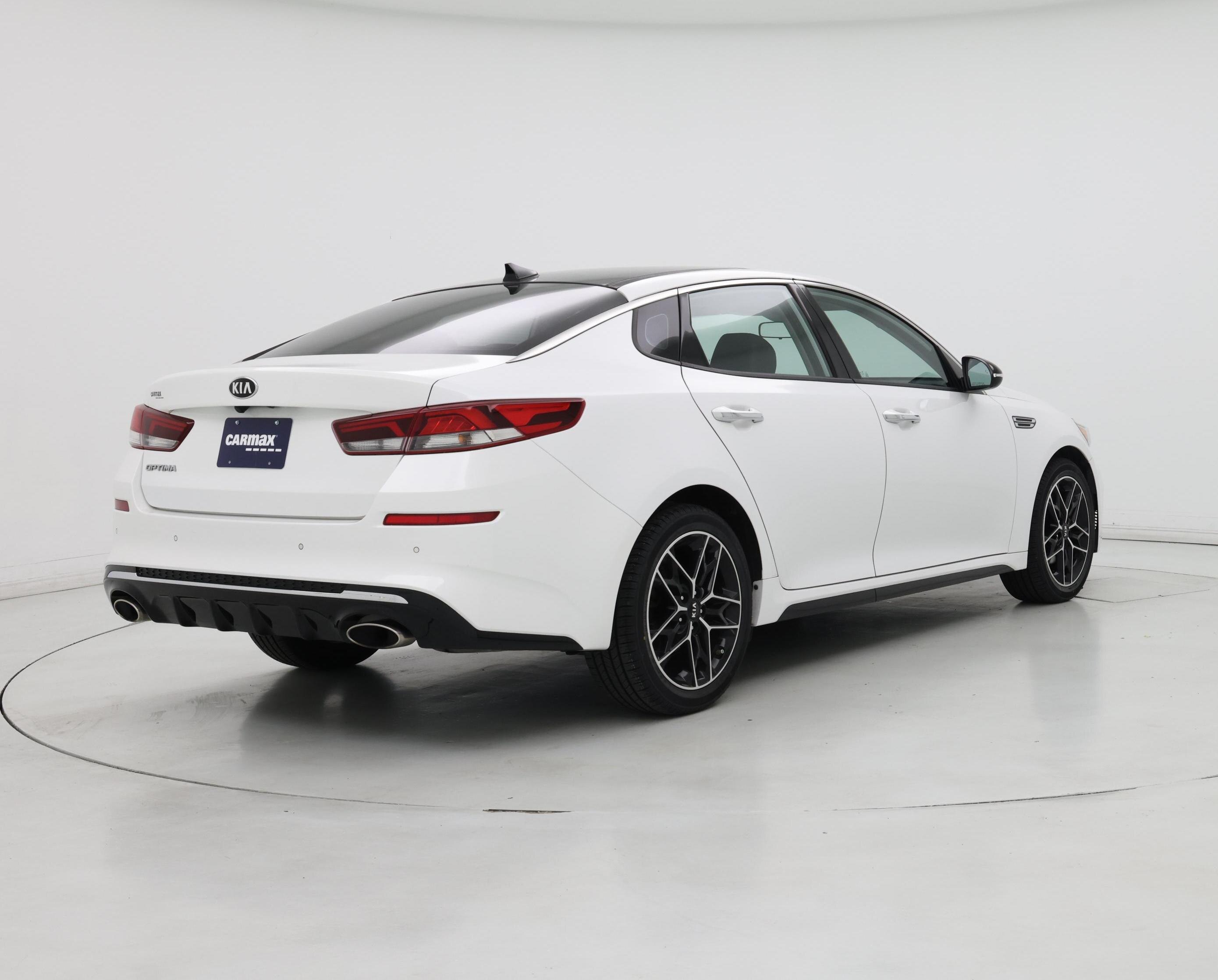 Thumbnail: 2020 Kia Optima - 8