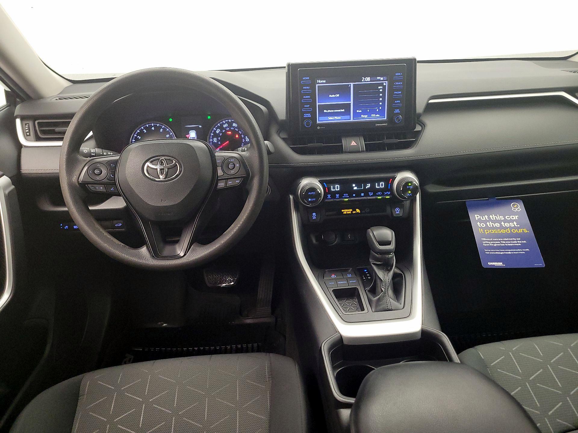 Thumbnail: 2020 Toyota RAV4 - 9