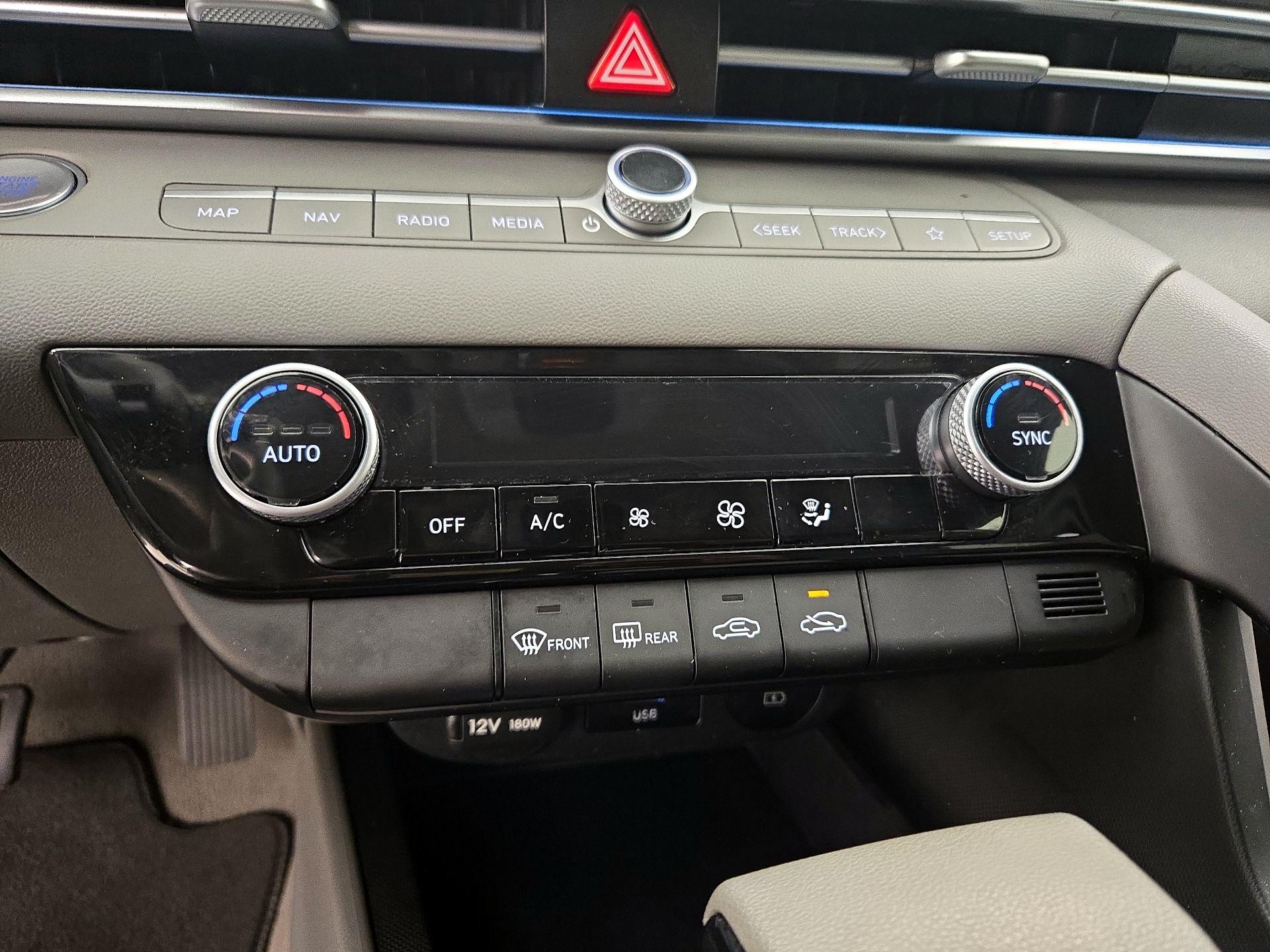 Thumbnail: 2024 Hyundai Elantra - 17