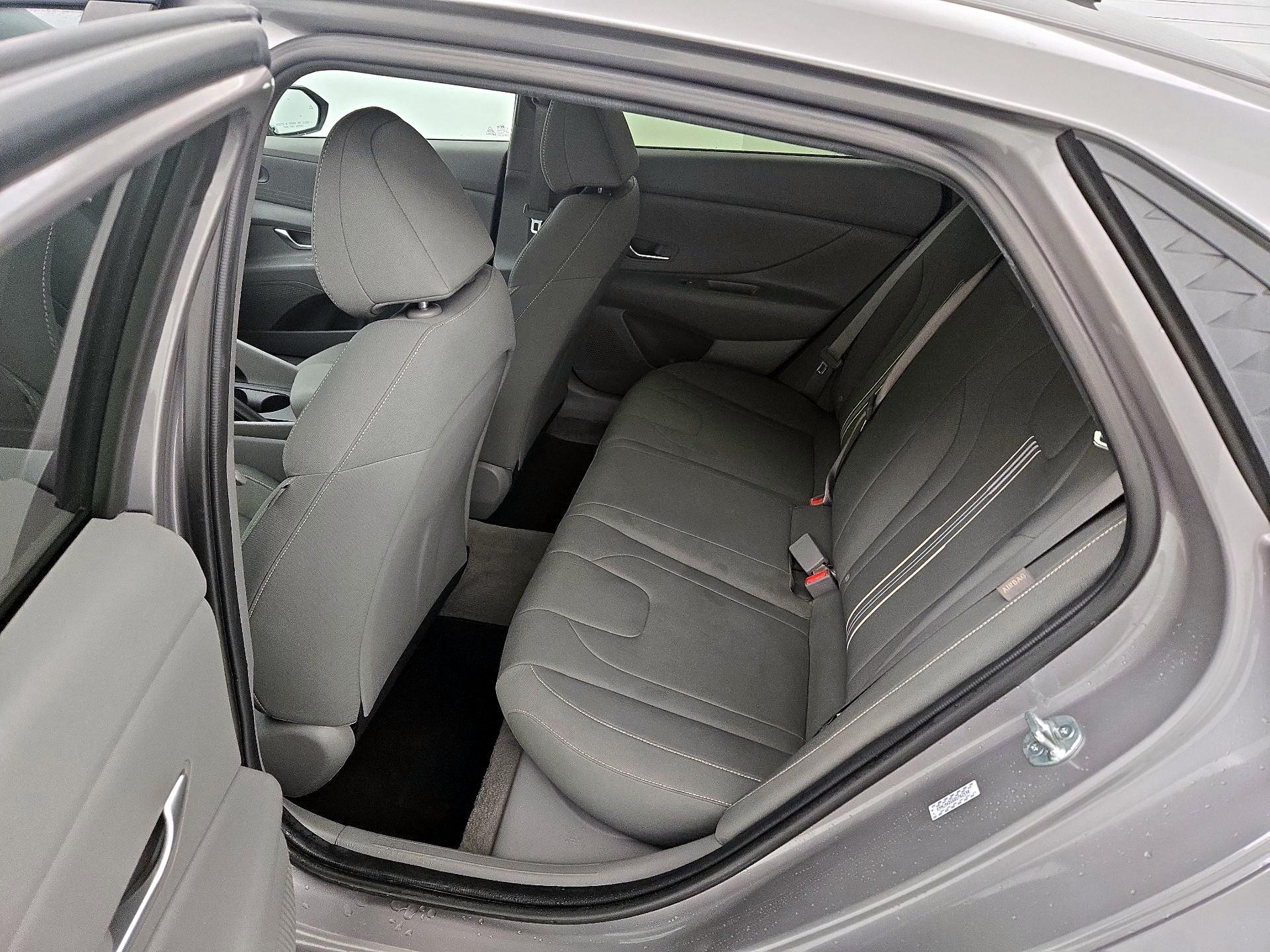 Thumbnail: 2024 Hyundai Elantra - 20