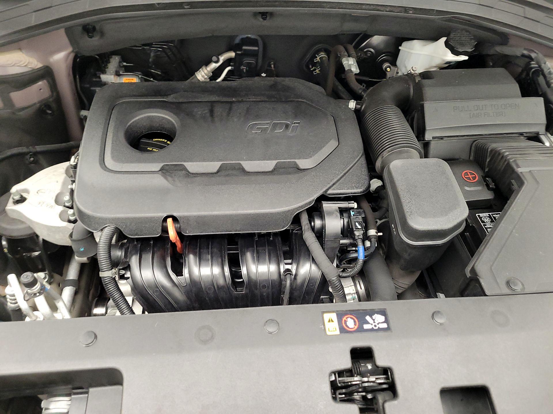 Thumbnail: 2020 Hyundai Santa Fe - 17