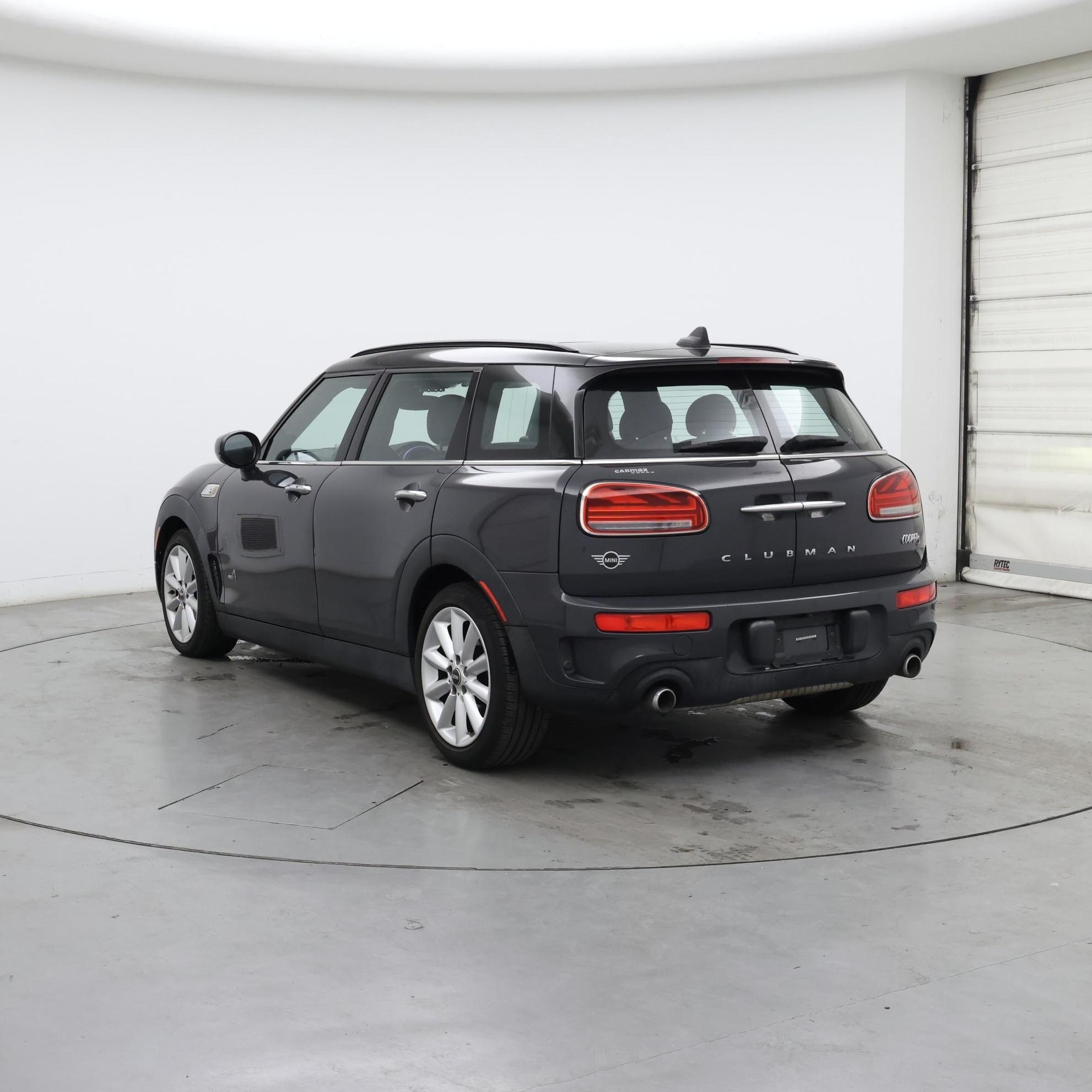 Thumbnail: 2020 MINI Cooper Clubman - 2