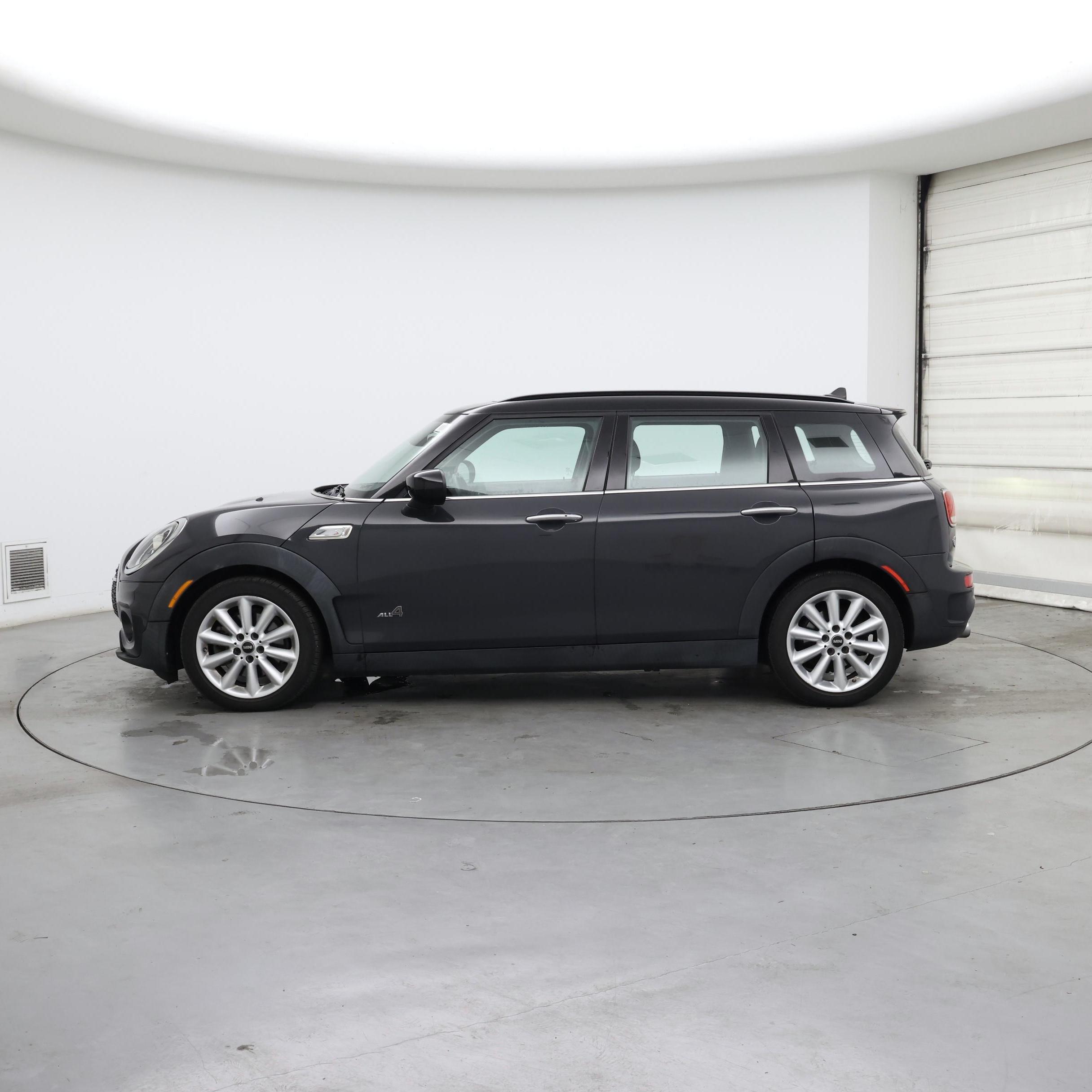 Thumbnail: 2020 MINI Cooper Clubman - 3