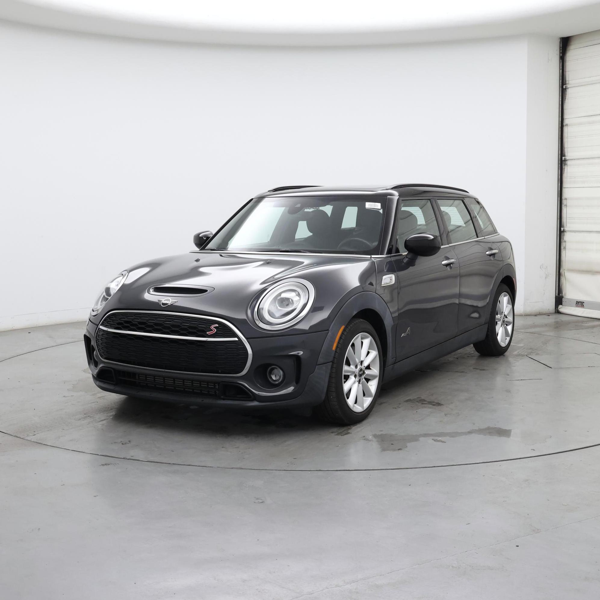 Thumbnail: 2020 MINI Cooper Clubman - 4