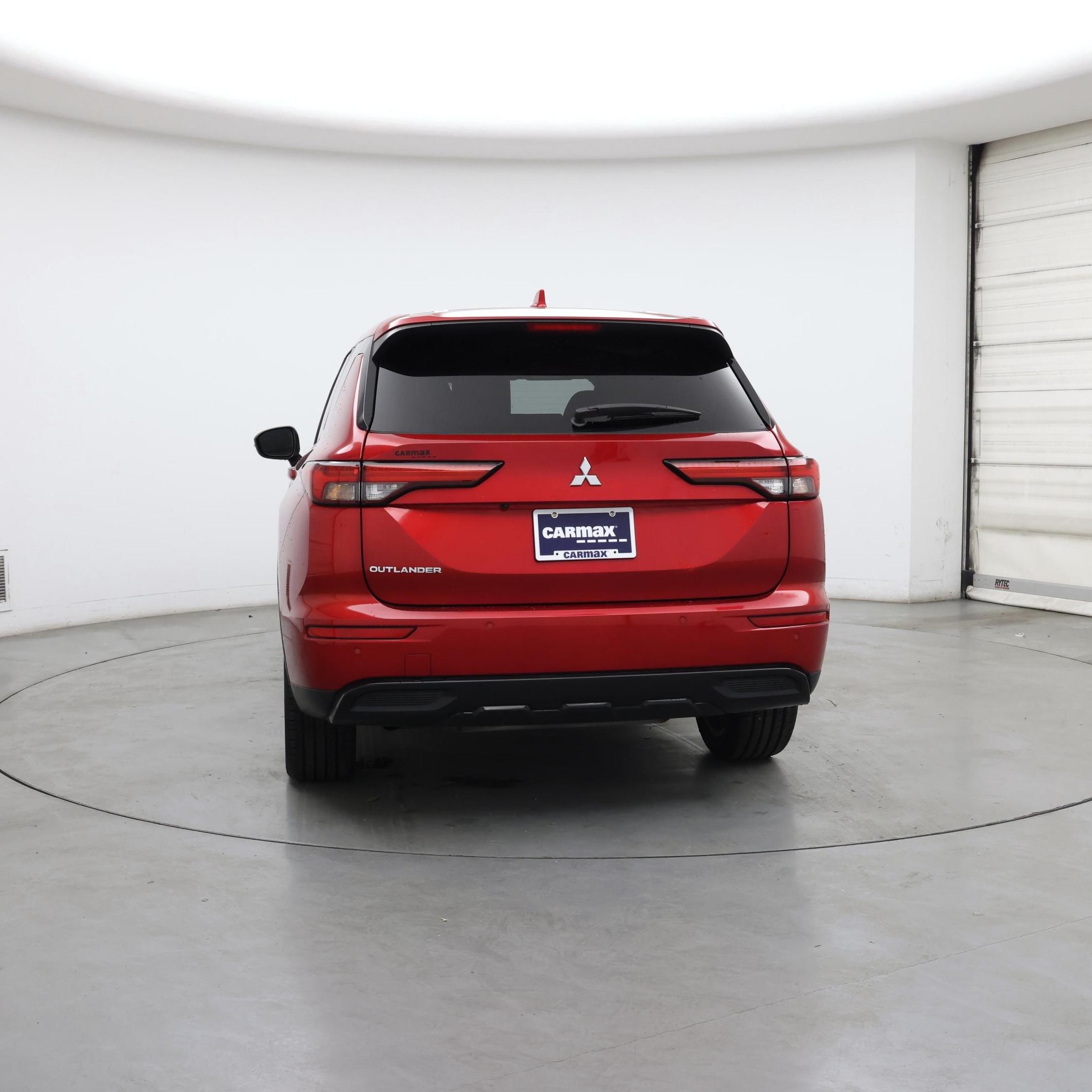 Thumbnail: 2022 Mitsubishi Outlander - 6