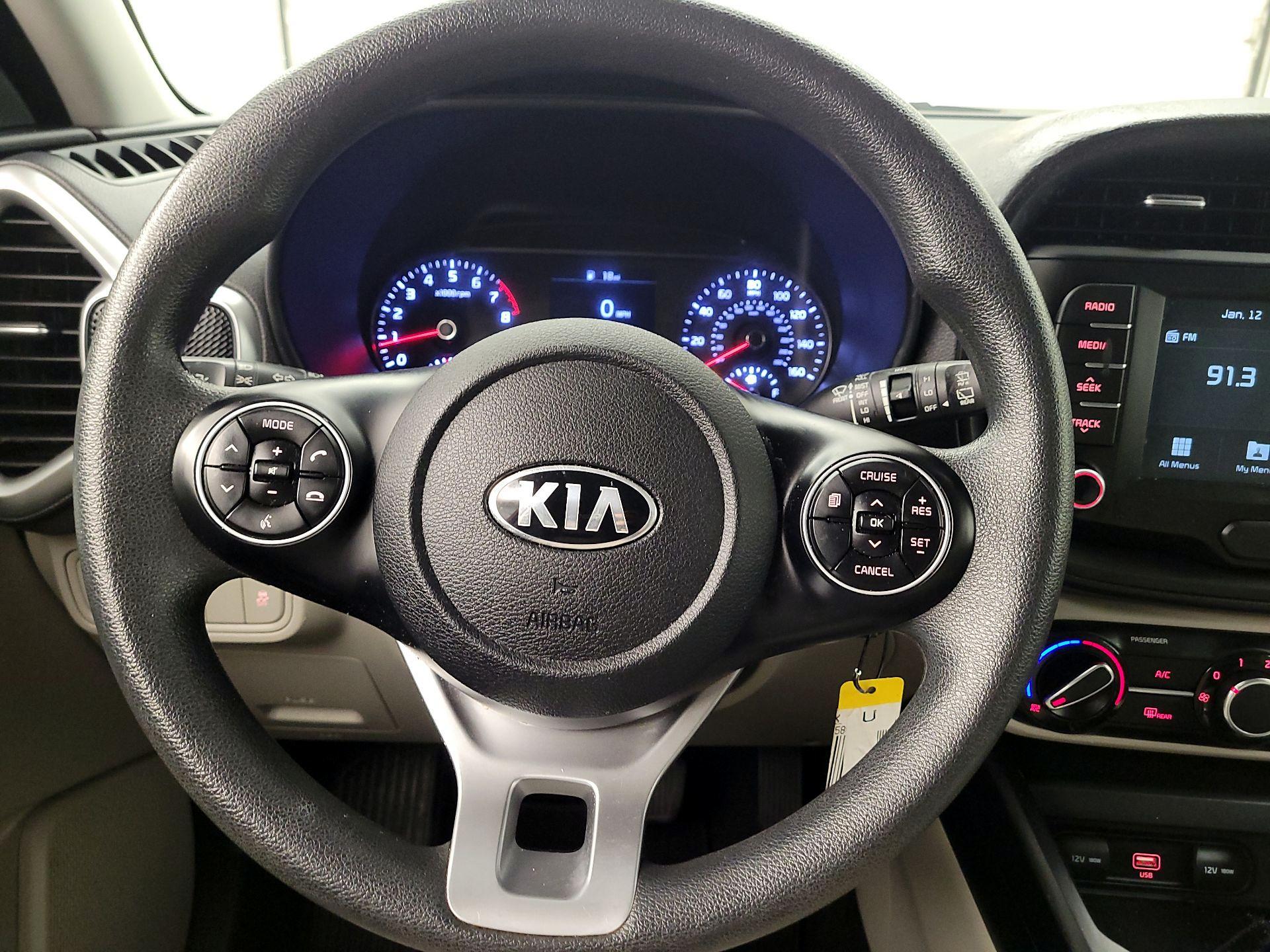 Thumbnail: 2020 Kia Soul - 10