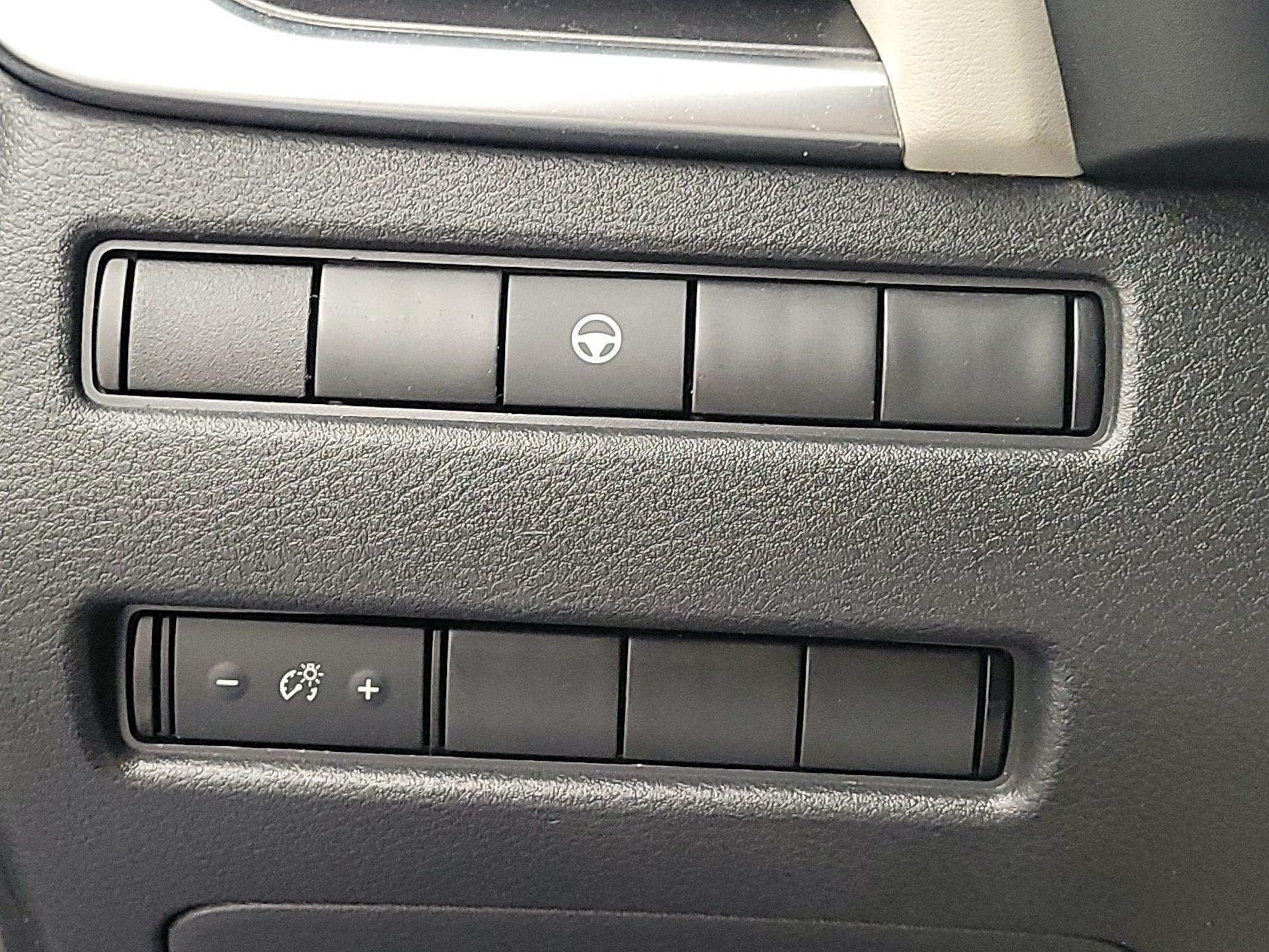 Thumbnail: 2021 Nissan Rogue - 13