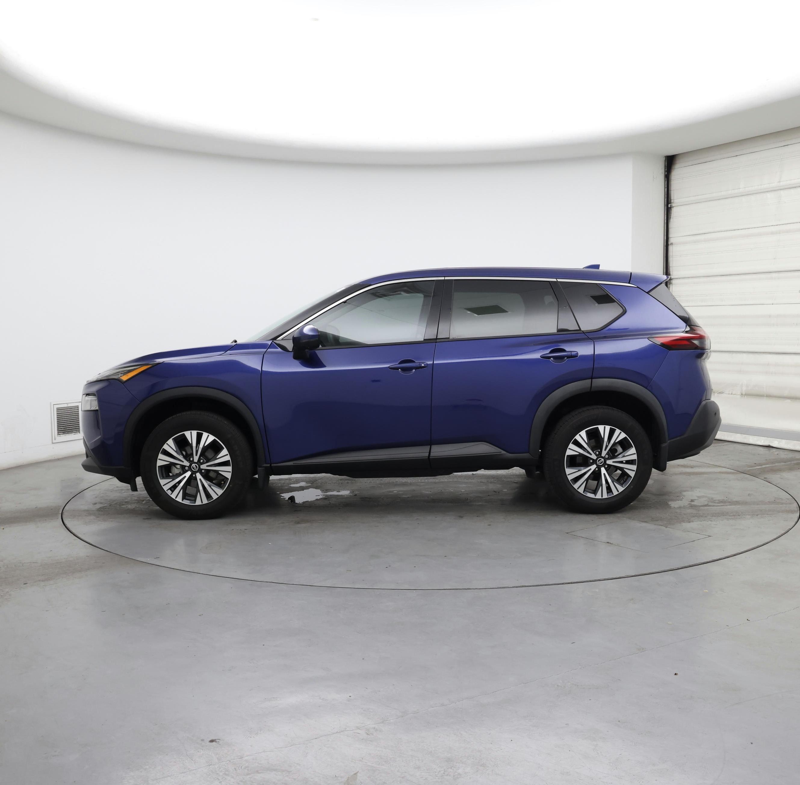 Thumbnail: 2021 Nissan Rogue - 3