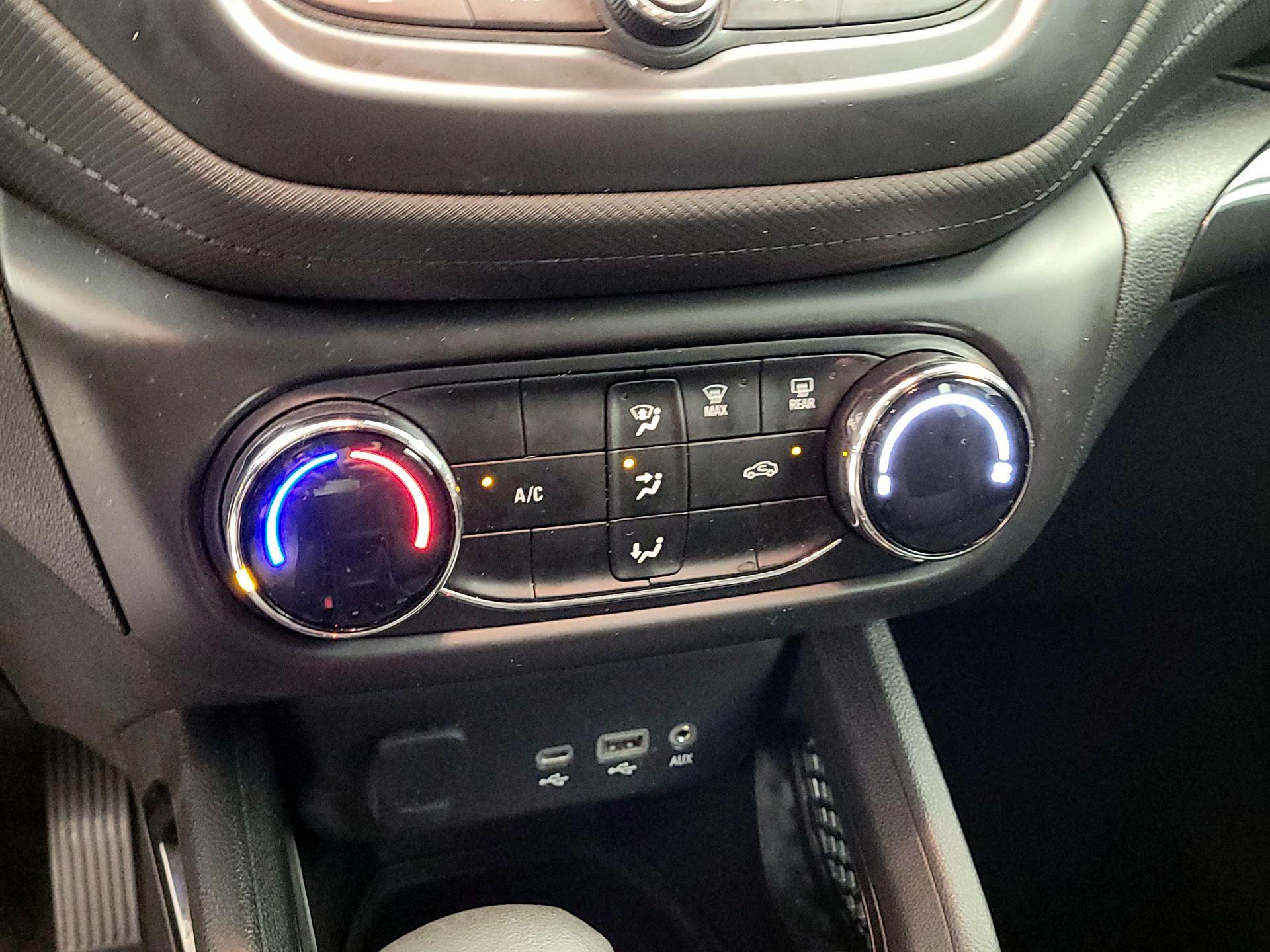 Thumbnail: 2021 Chevrolet TrailBlazer - 16