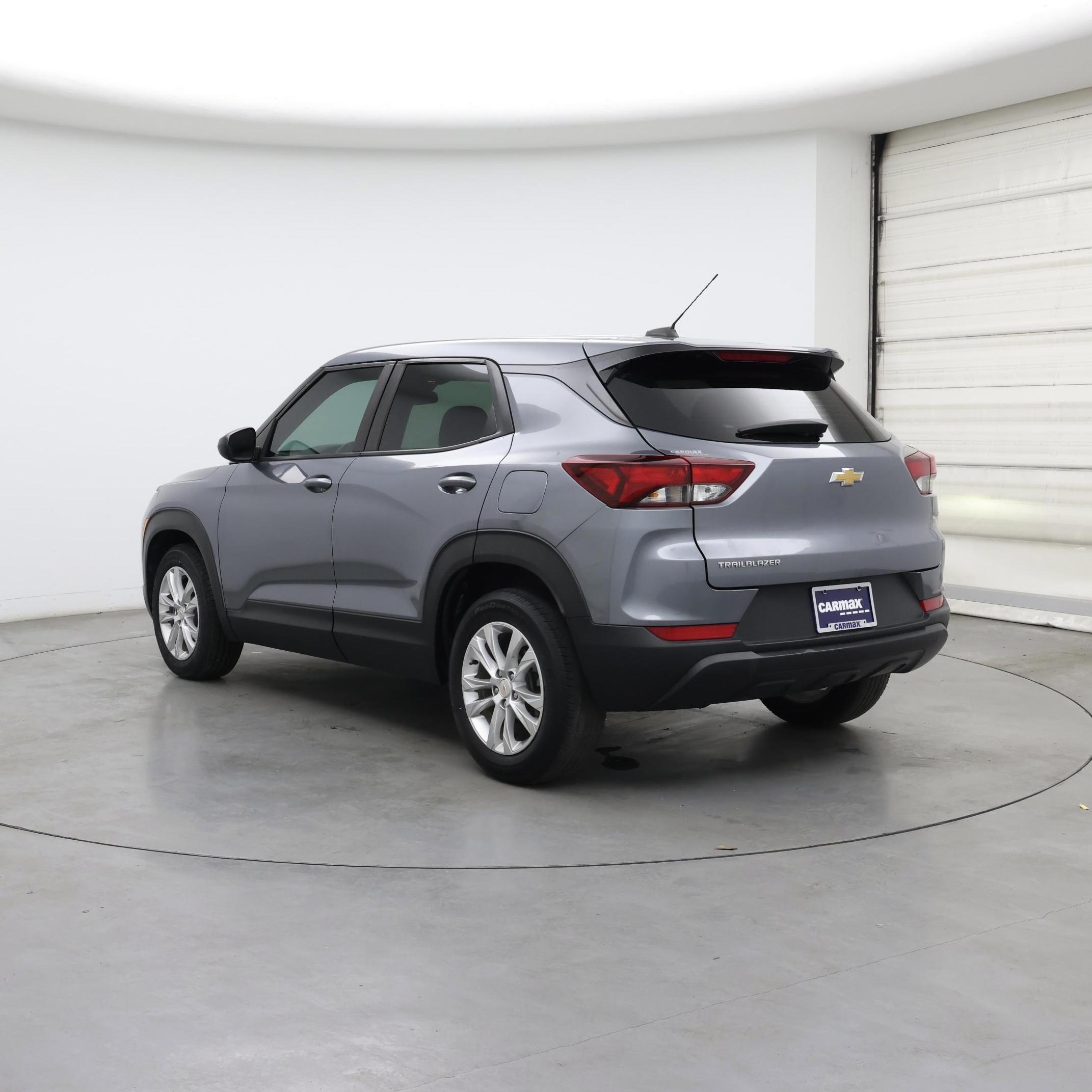 Thumbnail: 2021 Chevrolet TrailBlazer - 2