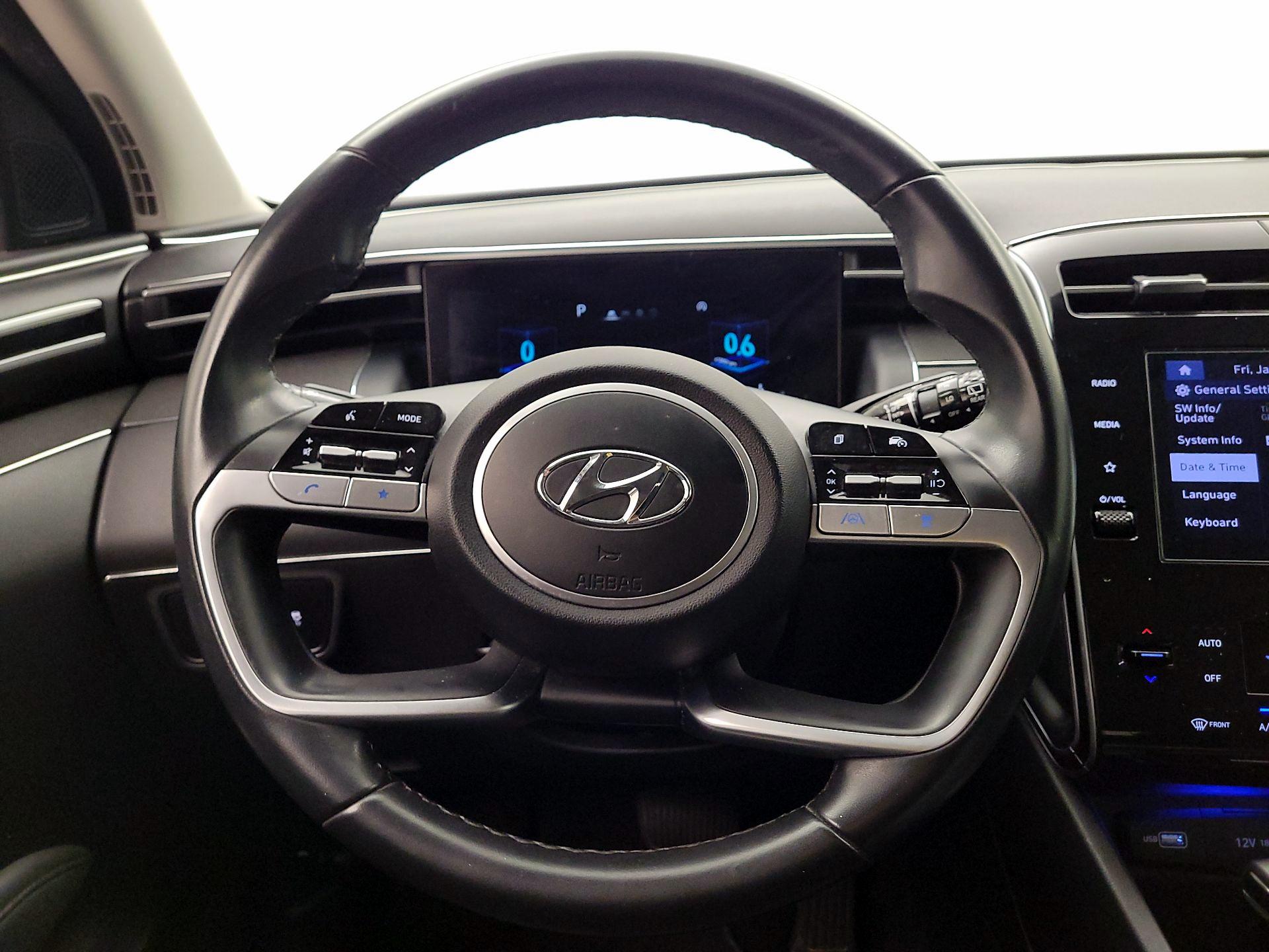 Thumbnail: 2022 Hyundai Tucson - 10