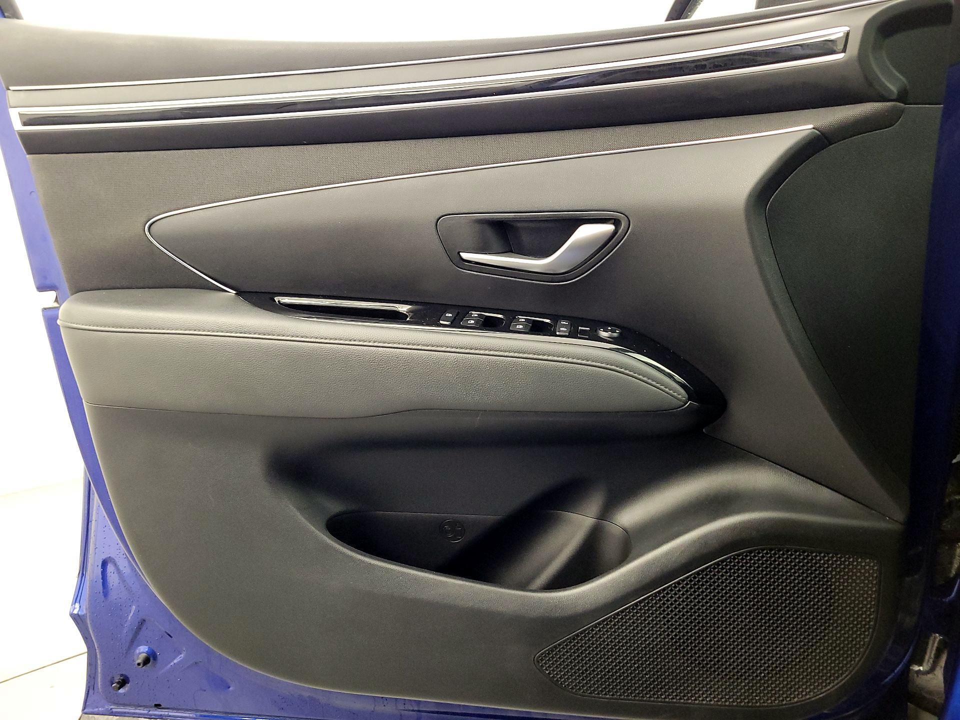 Thumbnail: 2022 Hyundai Tucson - 12