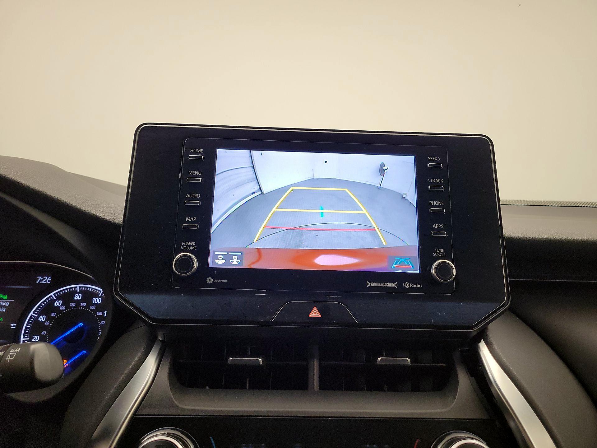 Thumbnail: 2021 Toyota Venza - 14