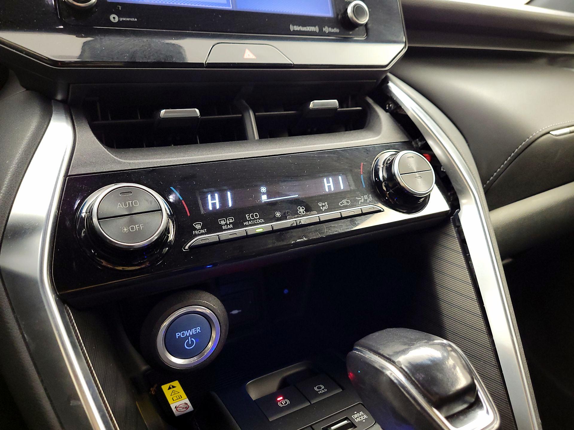 Thumbnail: 2021 Toyota Venza - 16