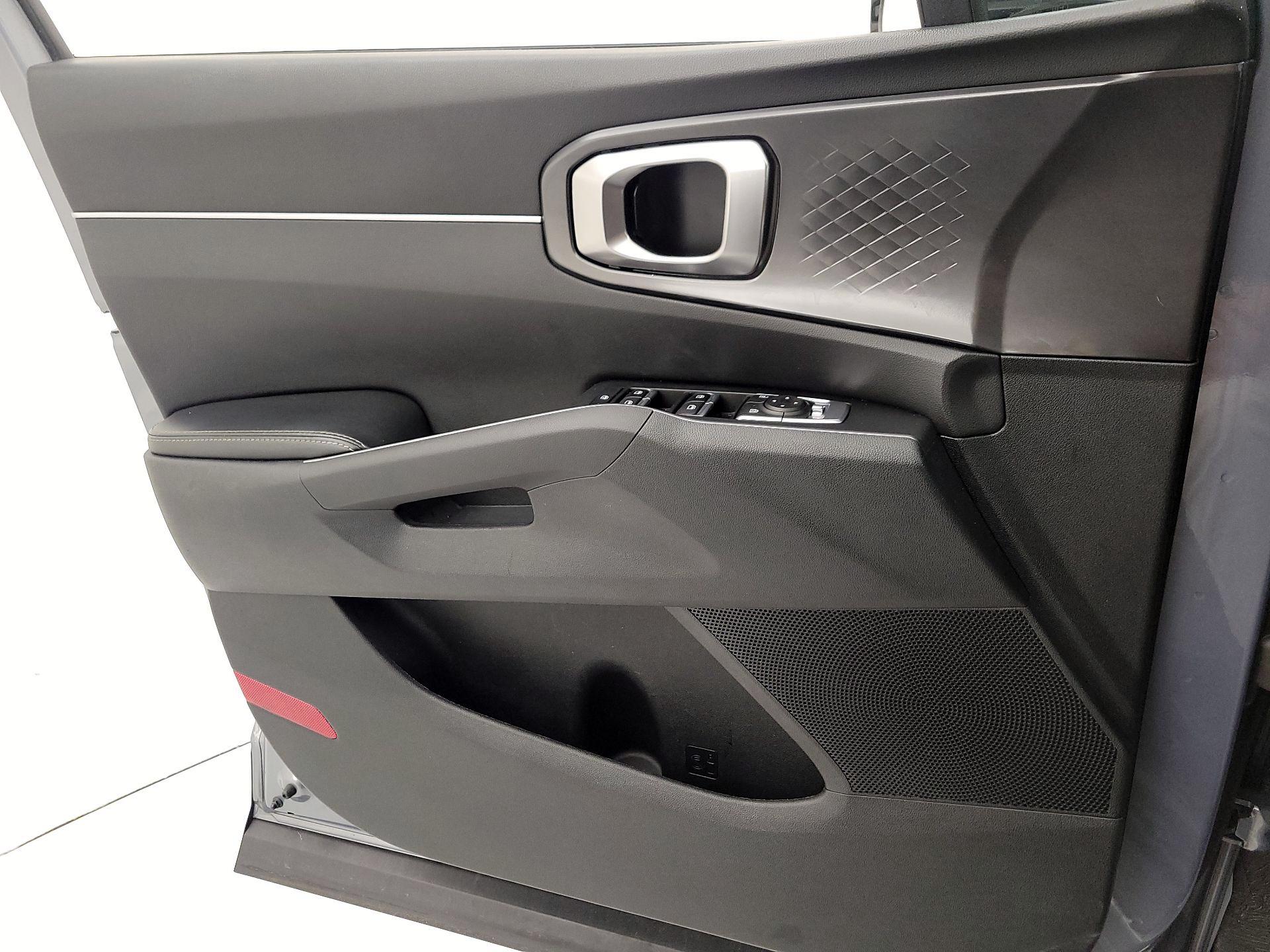 Thumbnail: 2021 Kia Sorento - 12