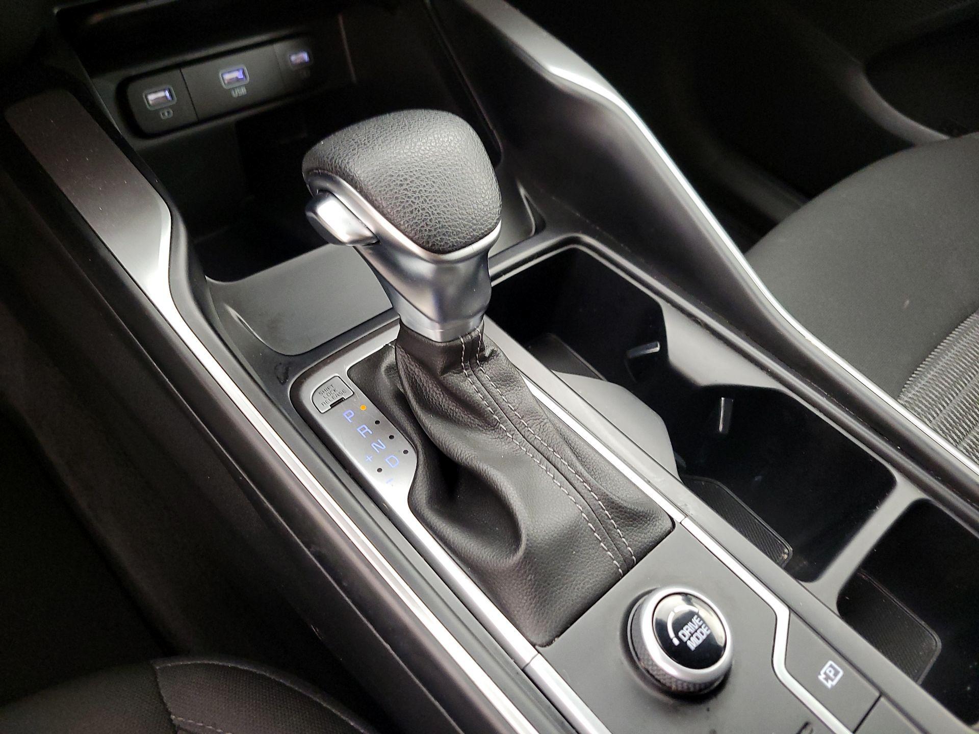 Thumbnail: 2021 Kia Sorento - 17